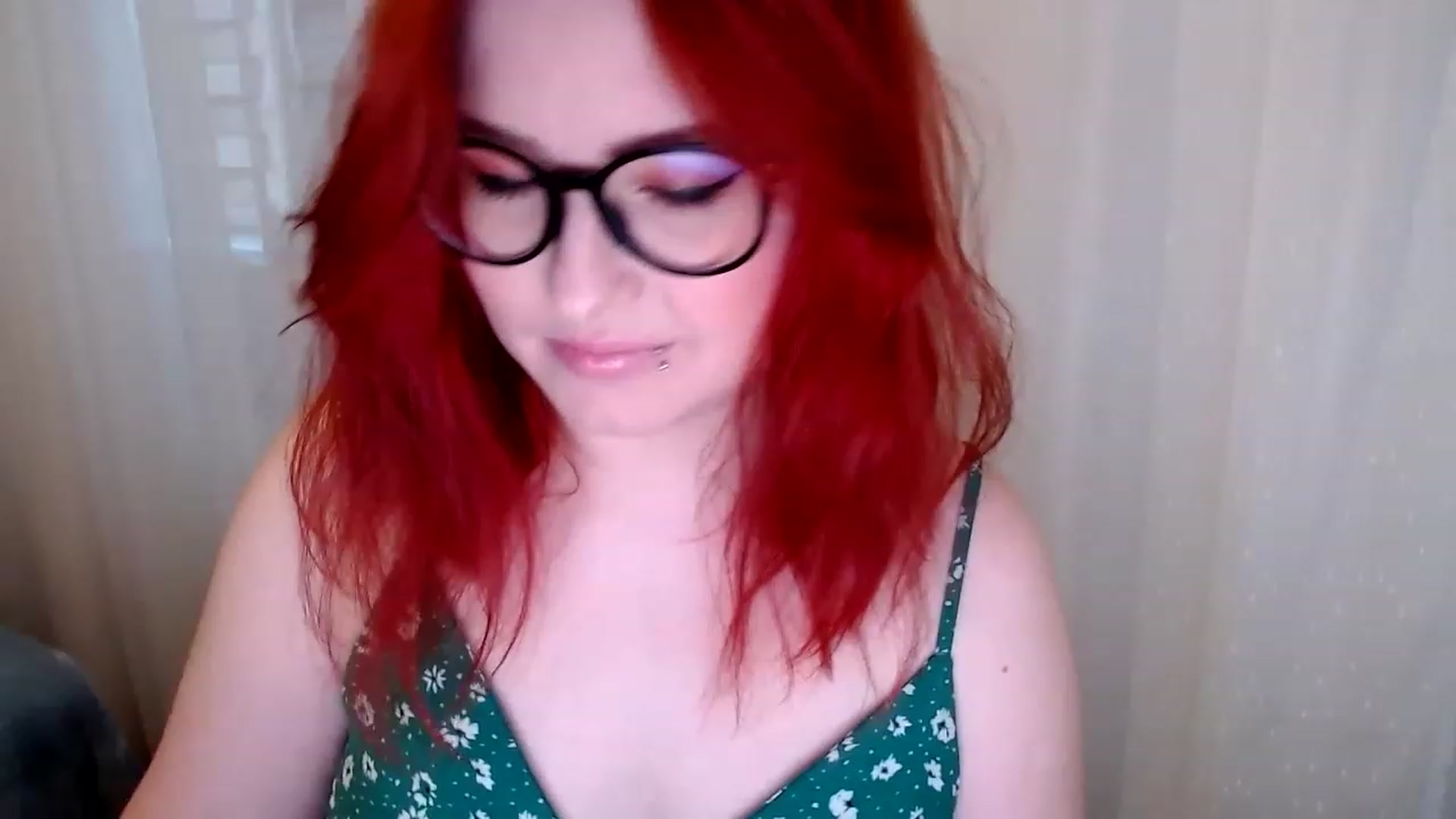 Gallery image thumbnail from EvaStar19's myfreecams stream on, 12/21/2022, 14:49 image 1 of 20