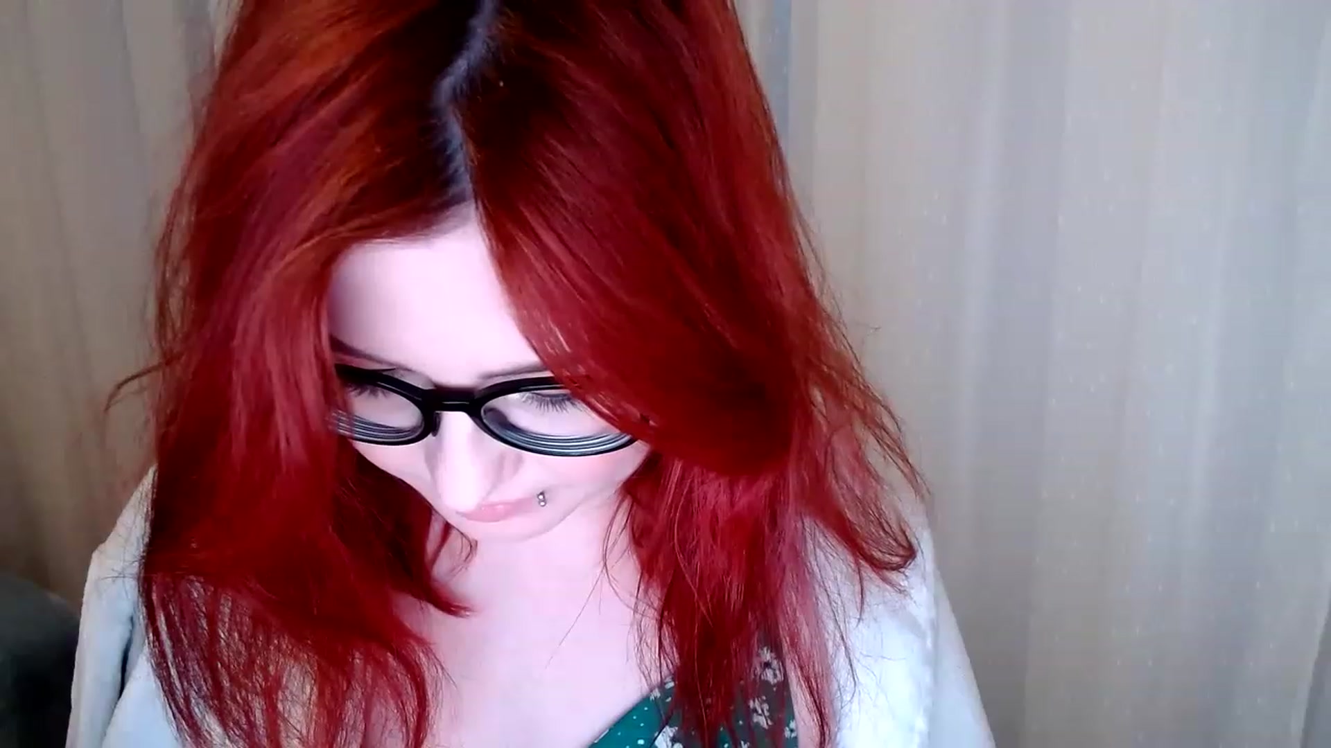 Gallery image thumbnail from EvaStar19's myfreecams stream on, 12/21/2022, 14:49 image 18 of 20