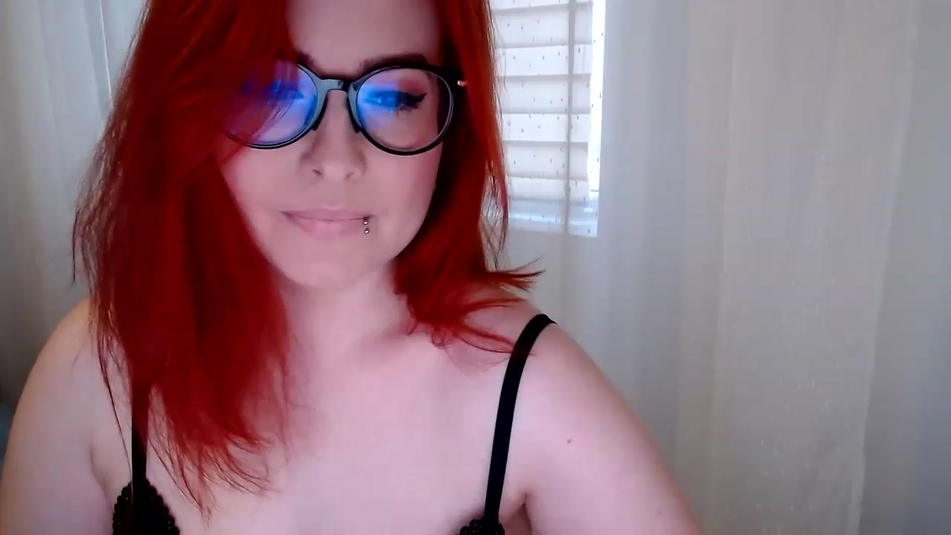 Gallery image thumbnail from EvaStar19's myfreecams stream on, 12/23/2022, 13:42 image 4 of 20
