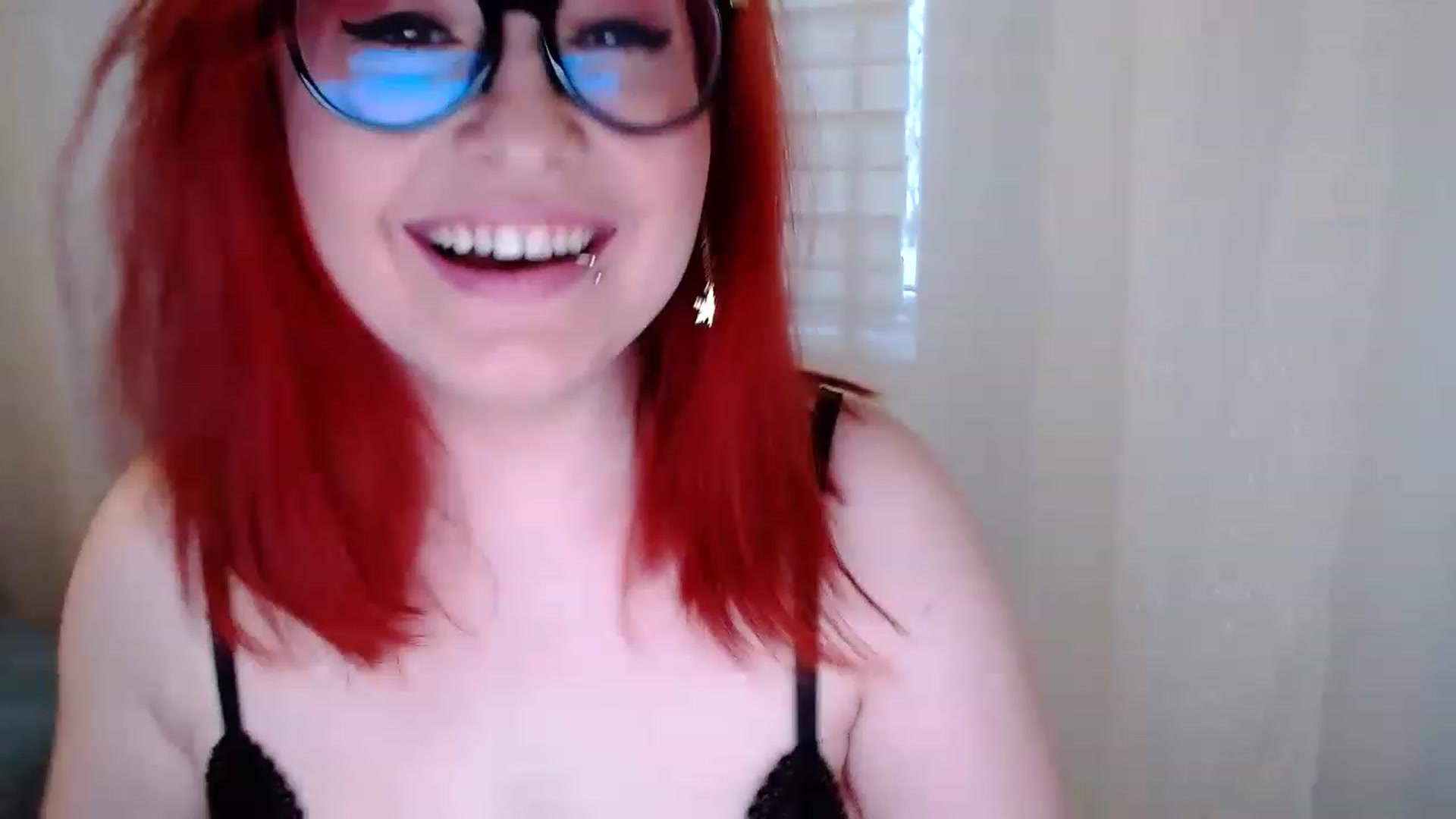 Gallery image thumbnail from EvaStar19's myfreecams stream on, 12/23/2022, 14:11 image 1 of 20