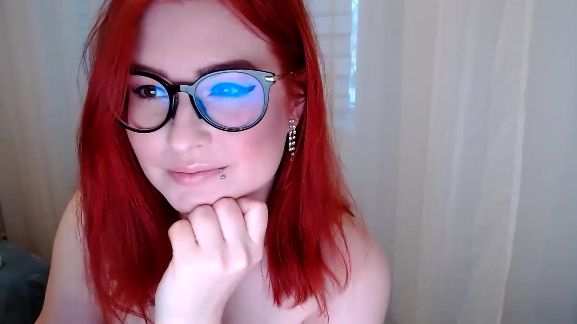 Gallery image thumbnail from EvaStar19's myfreecams stream on, 12/28/2022, 14:38 image 11 of 20