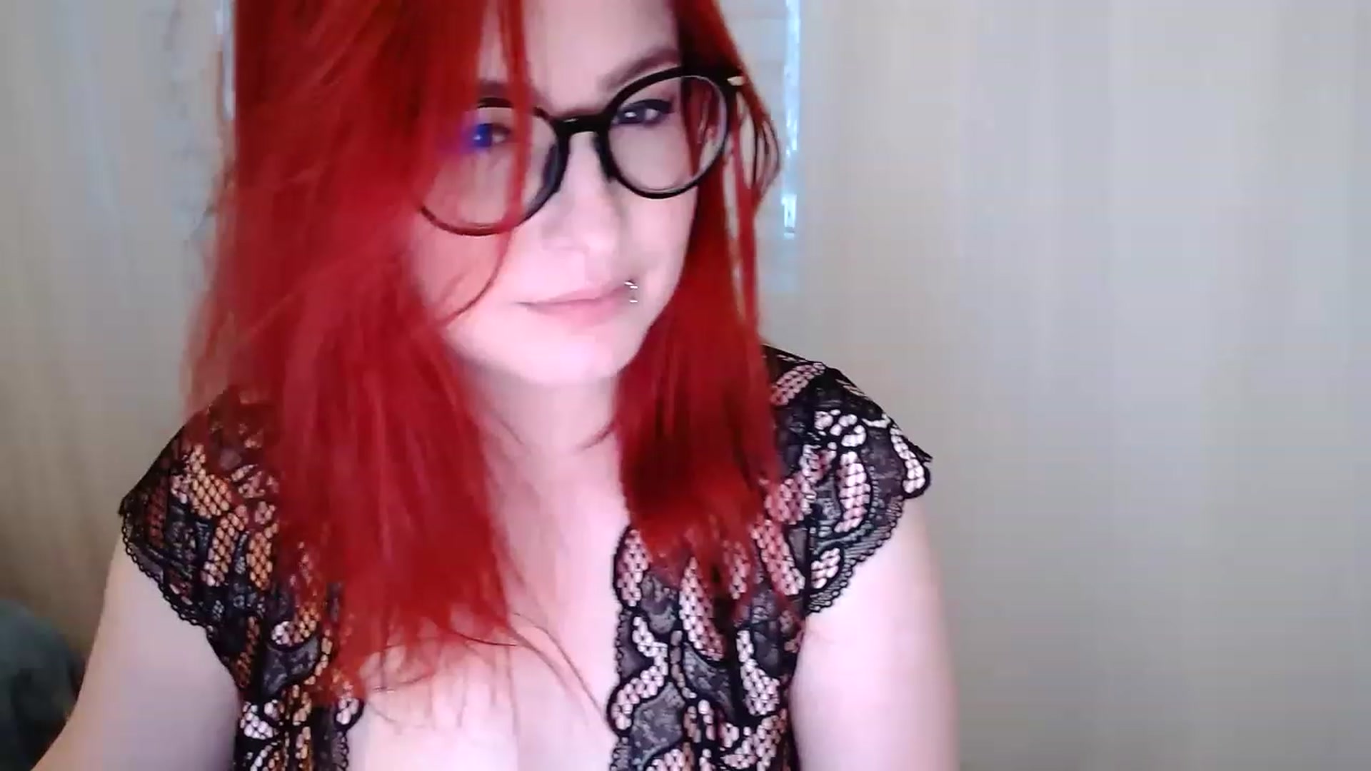 Gallery image thumbnail from EvaStar19's myfreecams stream on, 12/29/2022, 14:39 image 14 of 20
