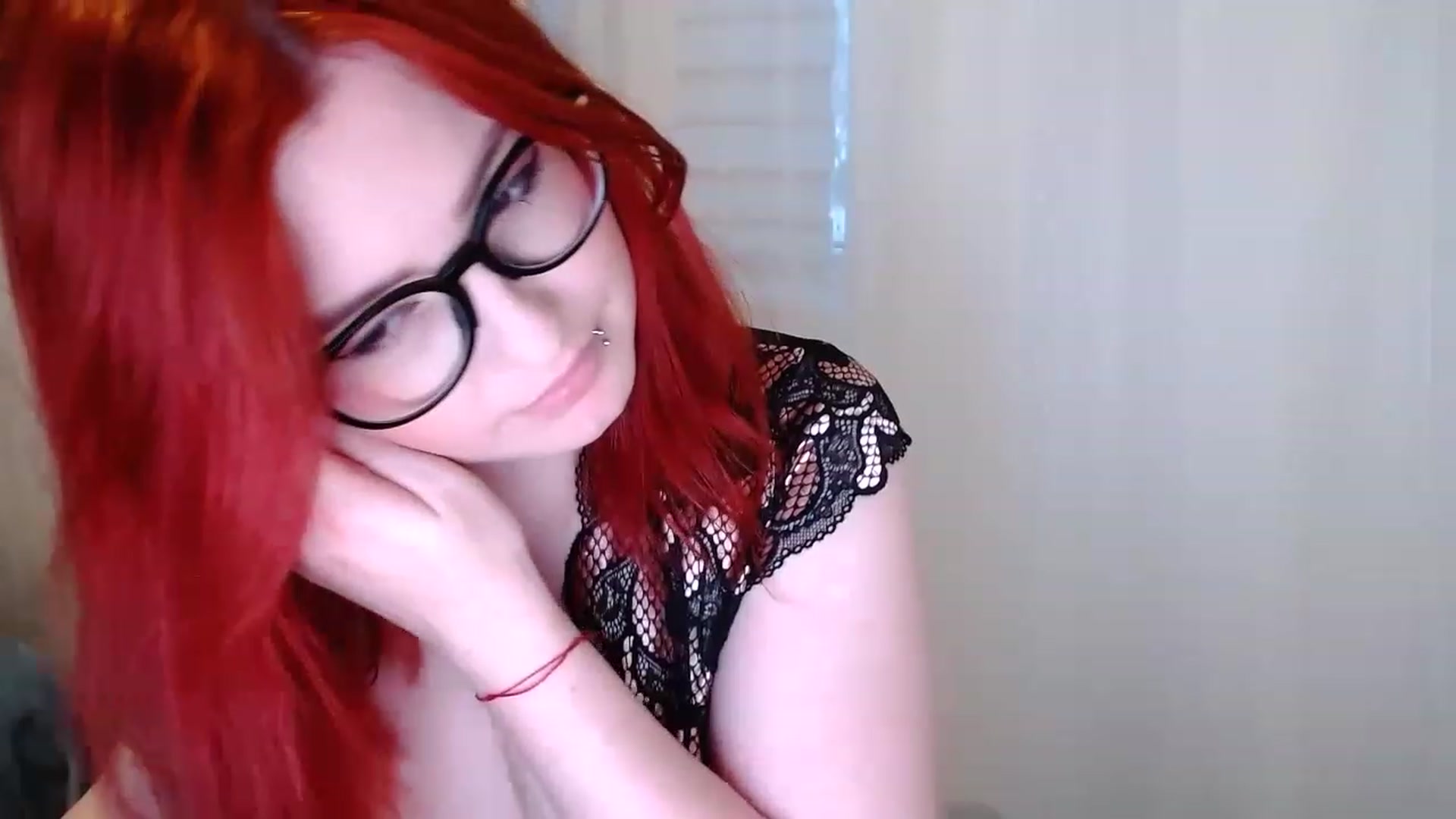 Gallery image thumbnail from EvaStar19's myfreecams stream on, 12/29/2022, 14:39 image 17 of 20