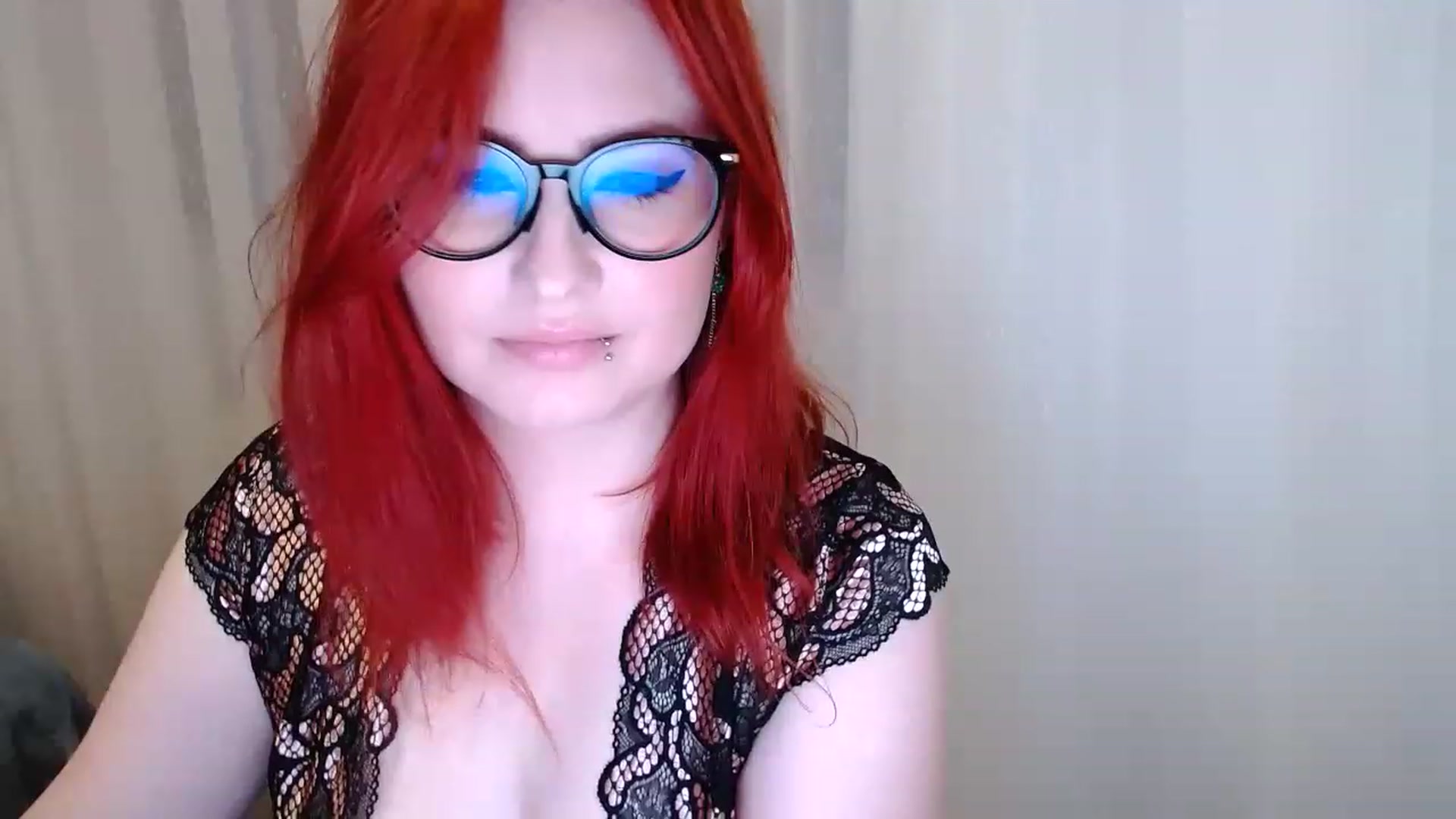 Gallery image thumbnail from EvaStar19's myfreecams stream on, 12/29/2022, 15:07 image 14 of 20