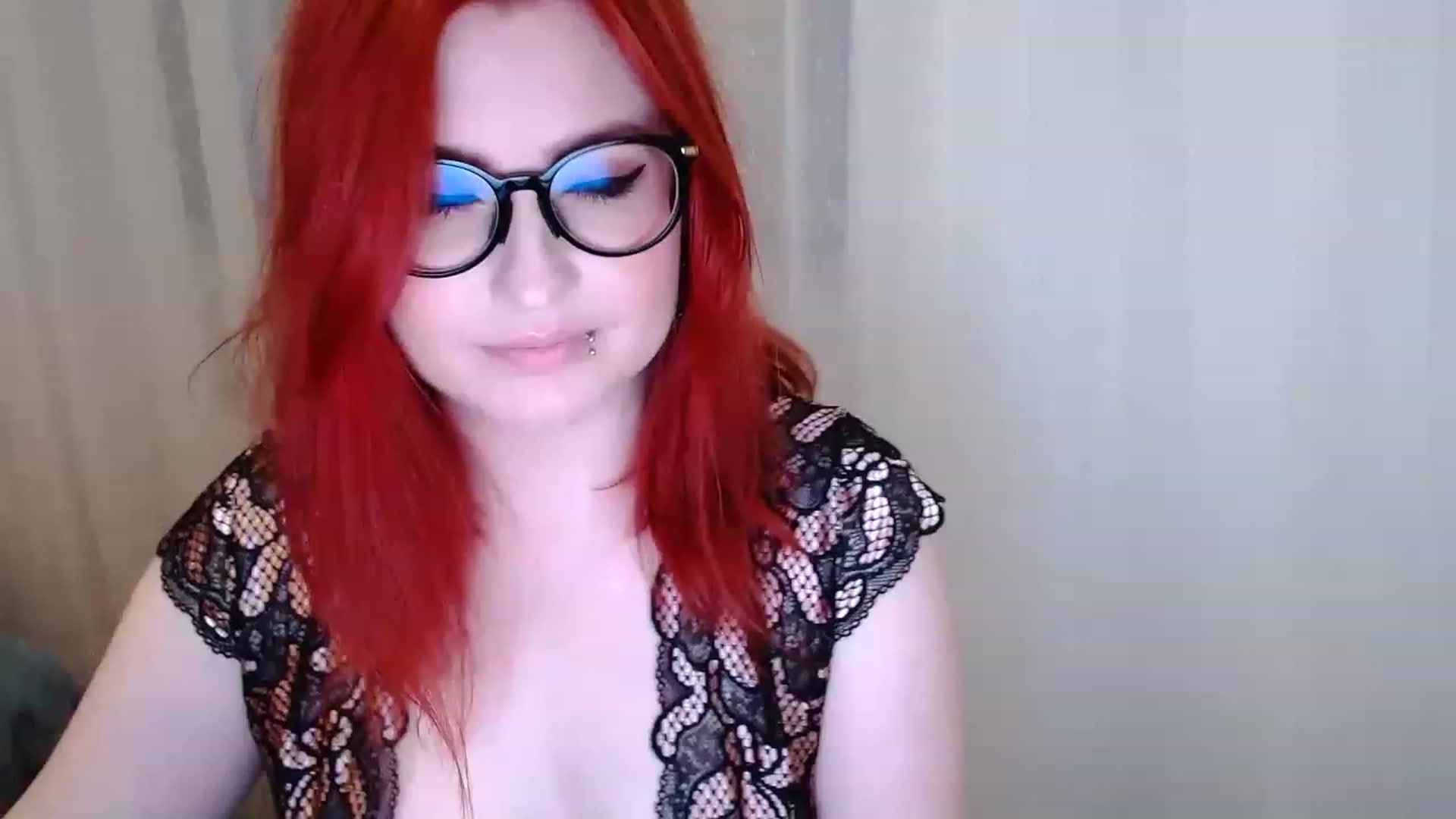 Gallery image thumbnail from EvaStar19's myfreecams stream on, 12/29/2022, 15:07 image 11 of 20
