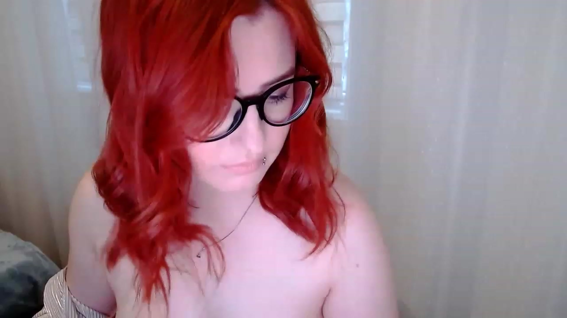 Gallery image thumbnail from EvaStar19's myfreecams stream on, 01/12/2023, 14:21 image 8 of 20