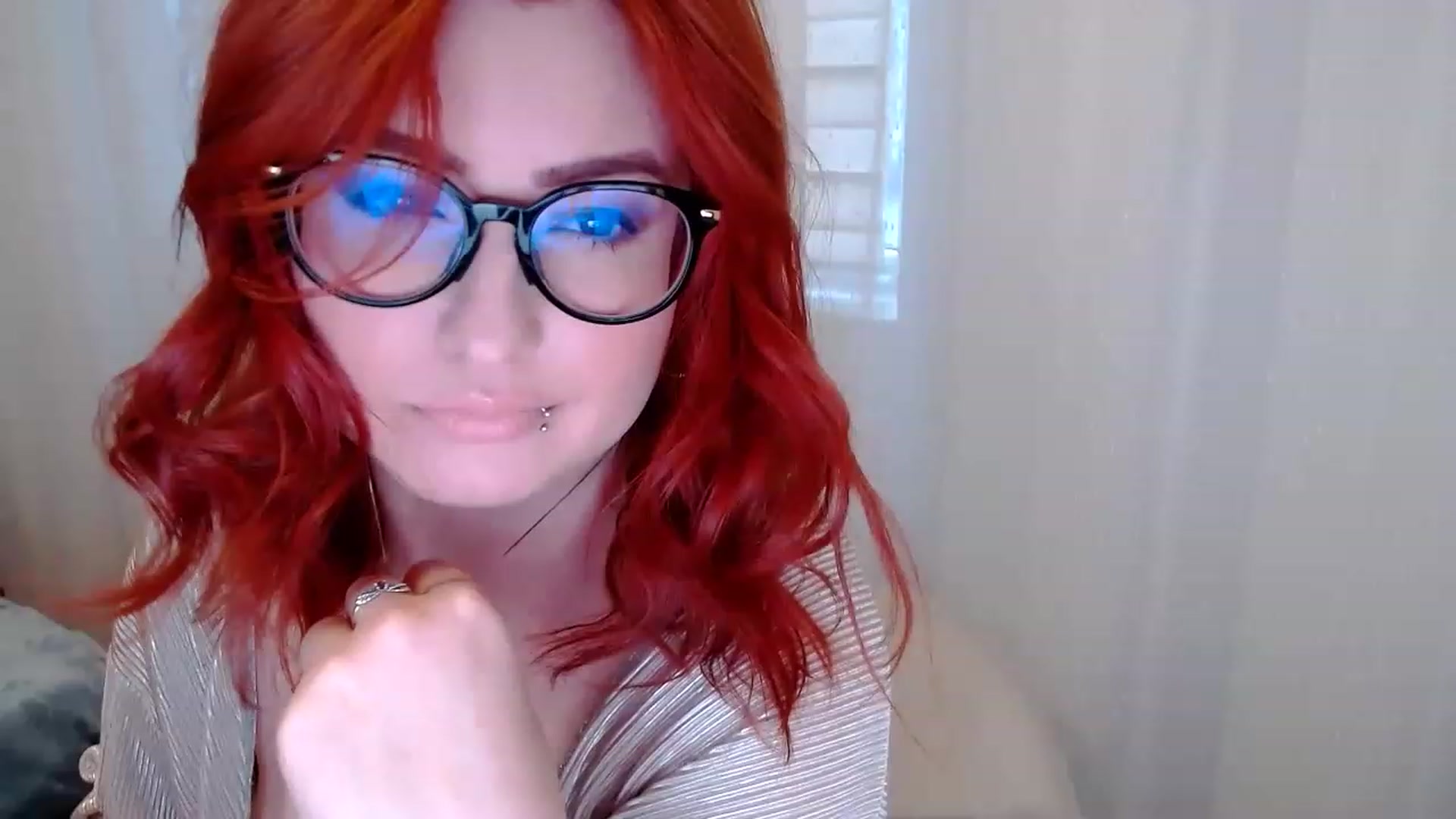 Gallery image thumbnail from EvaStar19's myfreecams stream on, 01/12/2023, 14:21 image 1 of 20