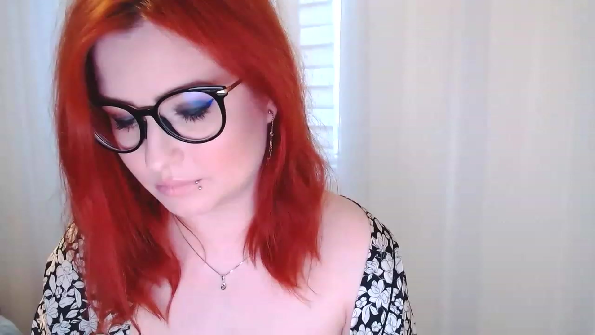 Gallery image thumbnail from EvaStar19's myfreecams stream on, 01/17/2023, 16:46 image 1 of 20