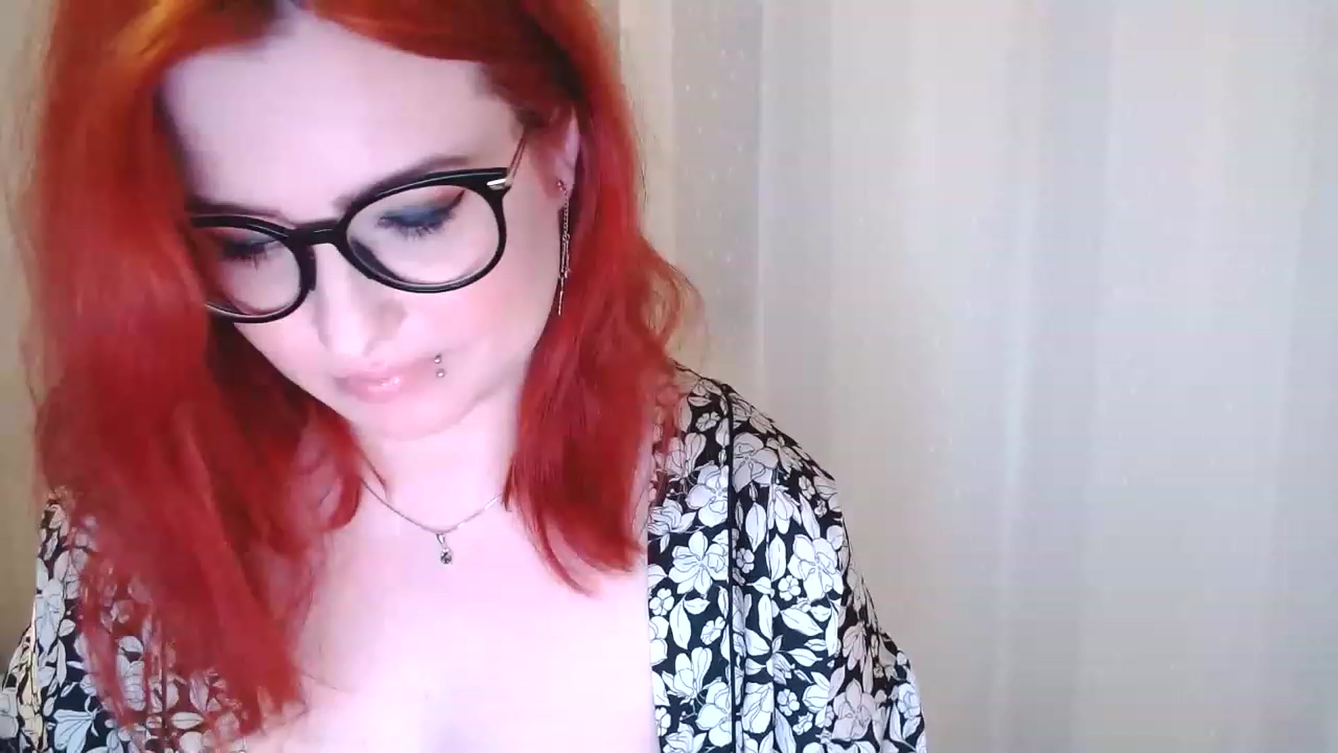 Gallery image thumbnail from EvaStar19's myfreecams stream on, 01/17/2023, 16:46 image 12 of 20