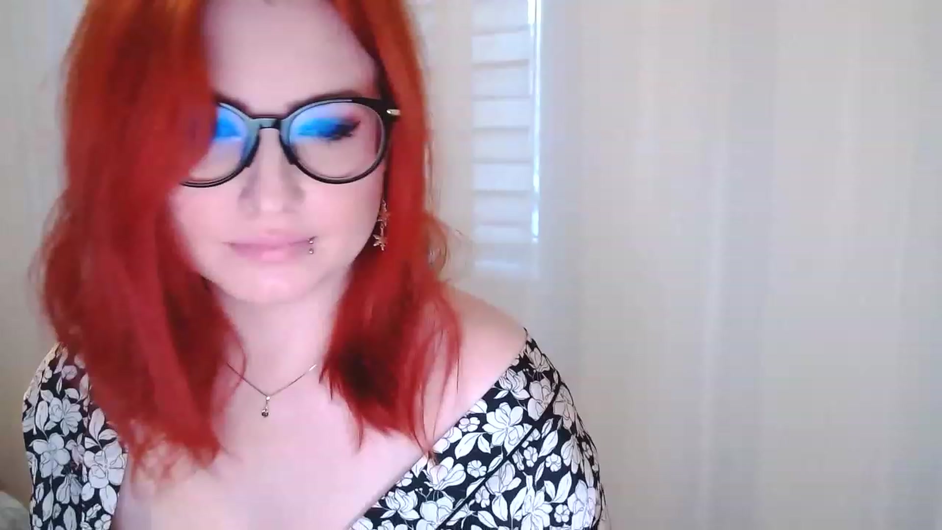 Gallery image thumbnail from EvaStar19's myfreecams stream on, 01/17/2023, 16:46 image 6 of 20