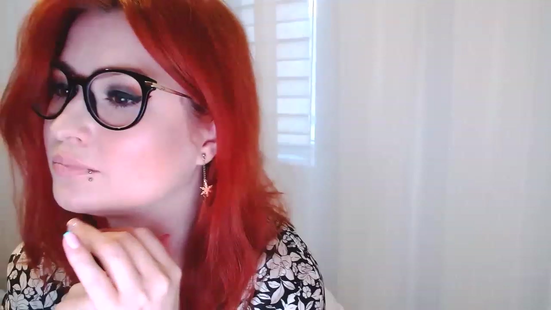 Gallery image thumbnail from EvaStar19's myfreecams stream on, 01/17/2023, 16:46 image 5 of 20