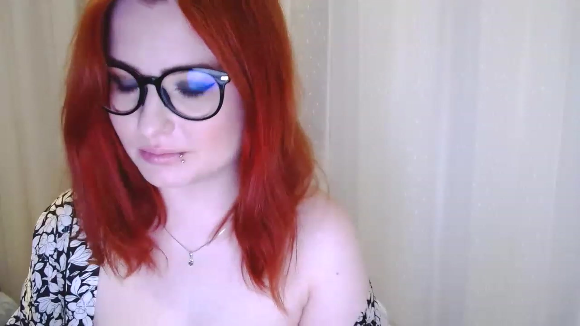Gallery image thumbnail from EvaStar19's myfreecams stream on, 01/17/2023, 16:46 image 15 of 20