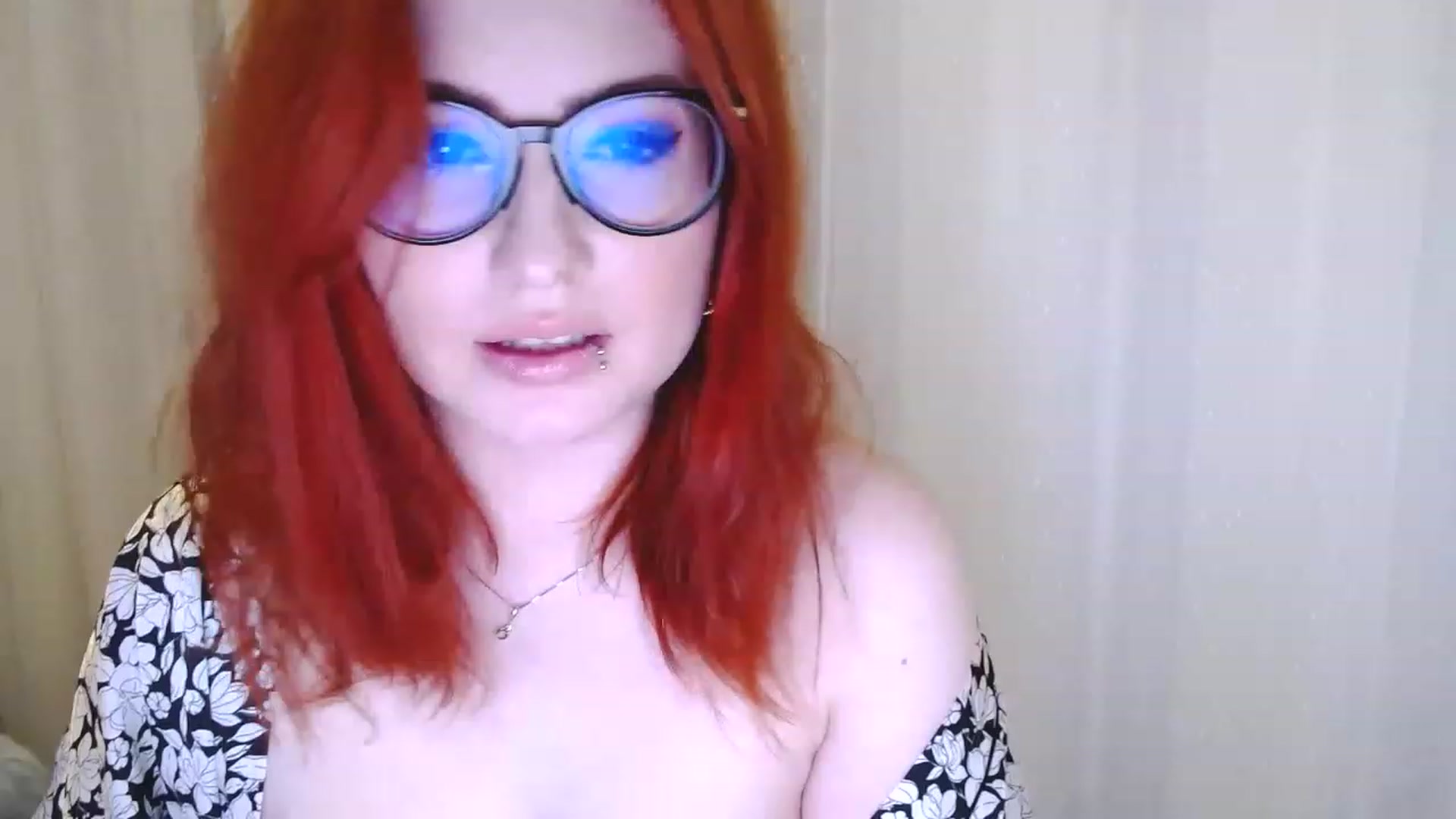 Gallery image thumbnail from EvaStar19's myfreecams stream on, 01/17/2023, 16:46 image 14 of 20
