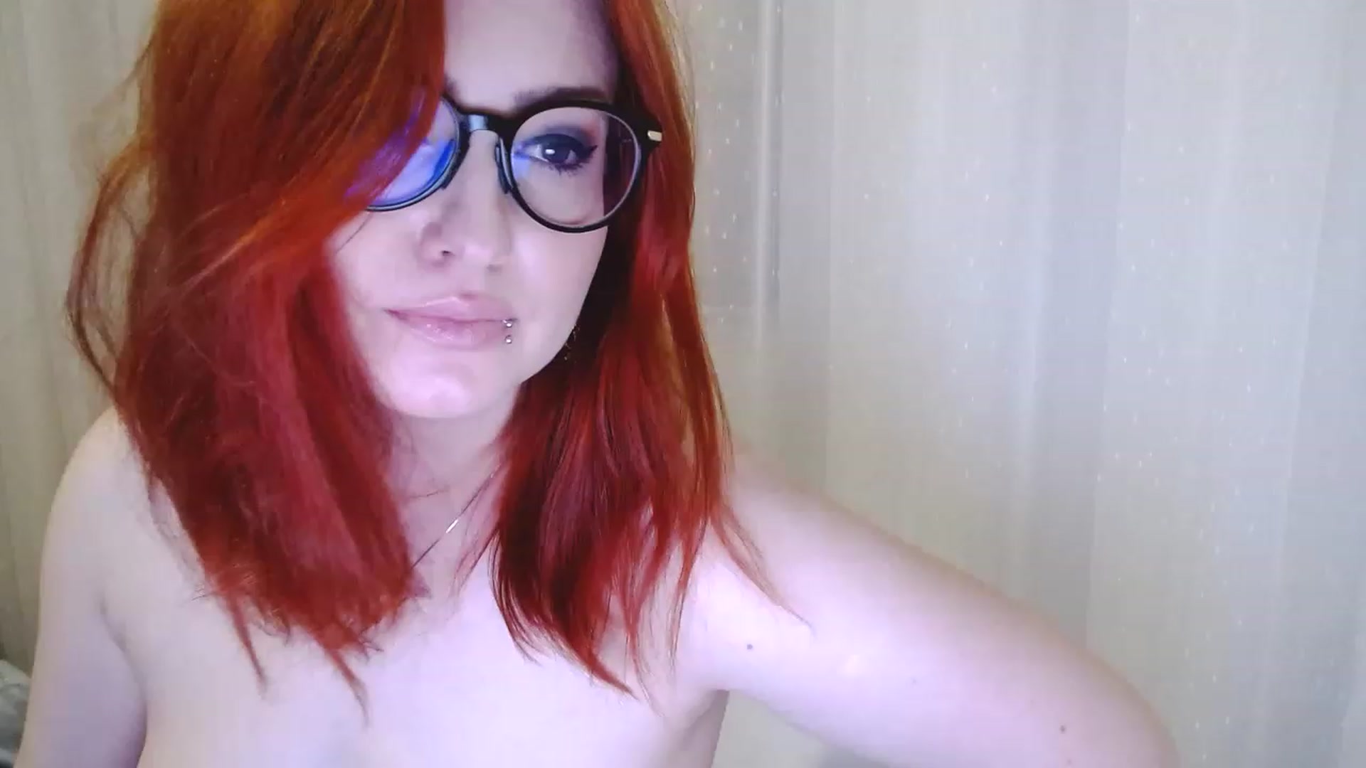Gallery image thumbnail from EvaStar19's myfreecams stream on, 01/17/2023, 16:53 image 9 of 20