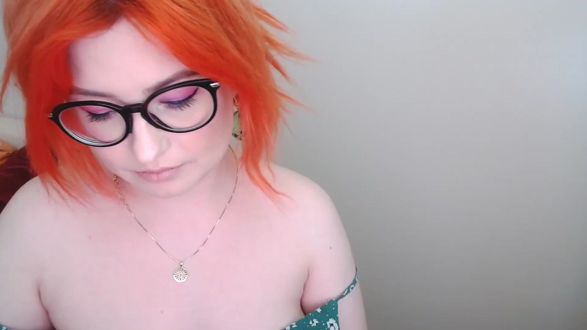 Gallery image thumbnail from EvaStar19's myfreecams stream on, 05/06/2024, 13:17 image 19 of 20
