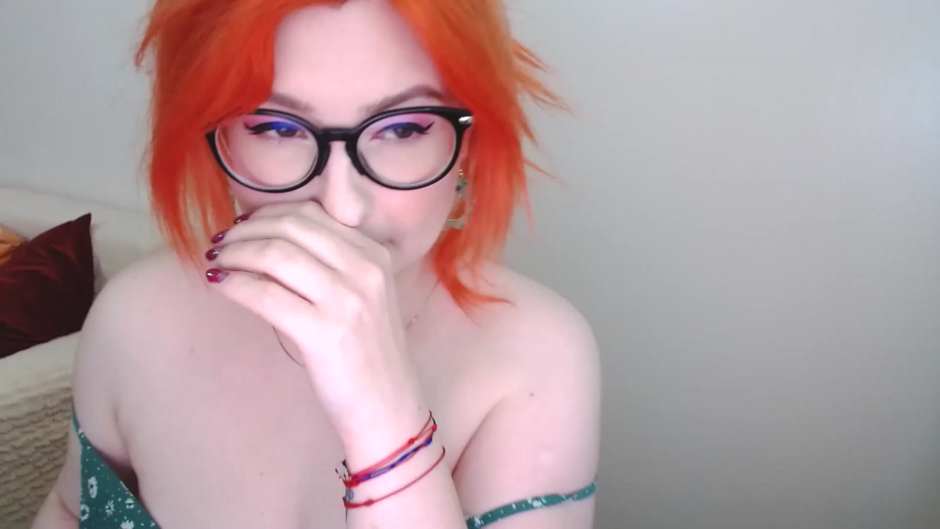Gallery image thumbnail from EvaStar19's myfreecams stream on, 05/06/2024, 13:17 image 6 of 20