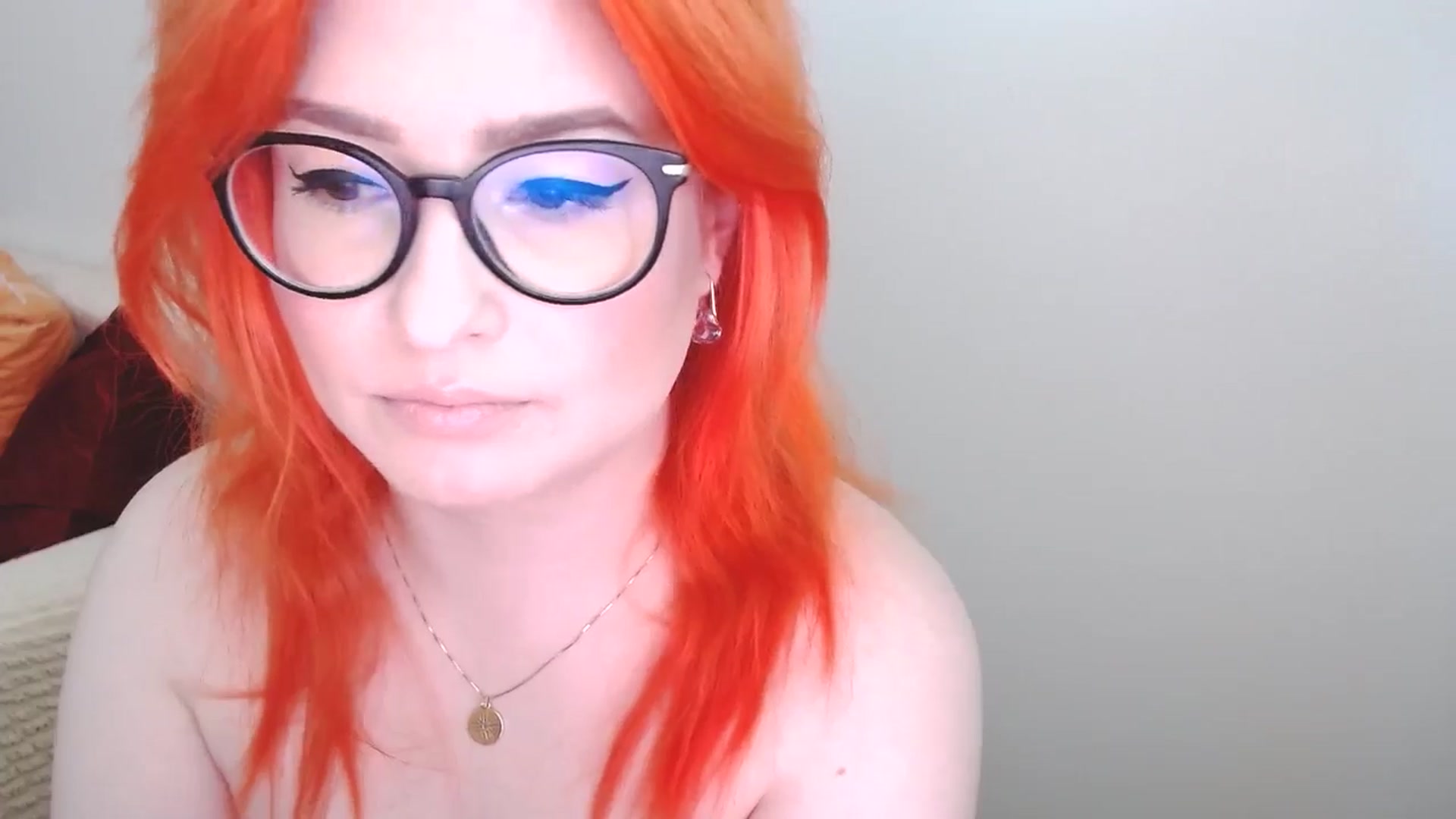 Gallery image thumbnail from EvaStar19's myfreecams stream on, 06/03/2024, 12:03 image 3 of 20