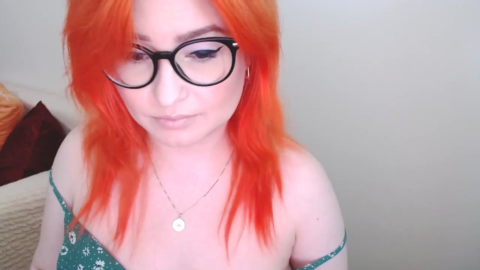Gallery image thumbnail from EvaStar19's myfreecams stream on, 06/03/2024, 12:03 image 7 of 20