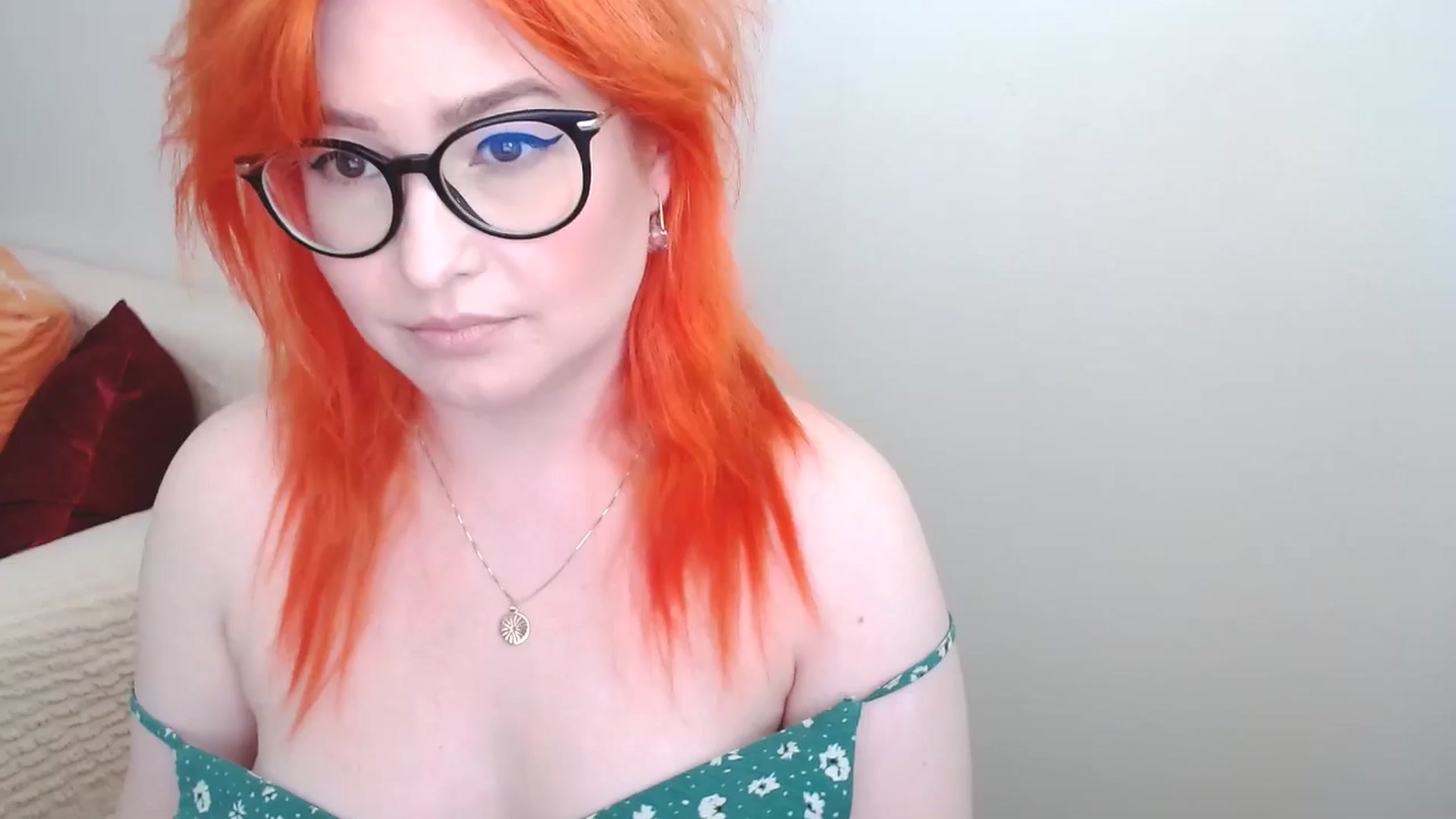 Gallery image thumbnail from EvaStar19's myfreecams stream on, 06/03/2024, 14:21 image 14 of 20