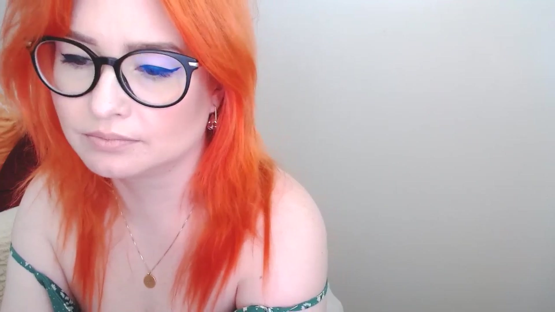 Gallery image thumbnail from EvaStar19's myfreecams stream on, 06/03/2024, 14:21 image 7 of 20