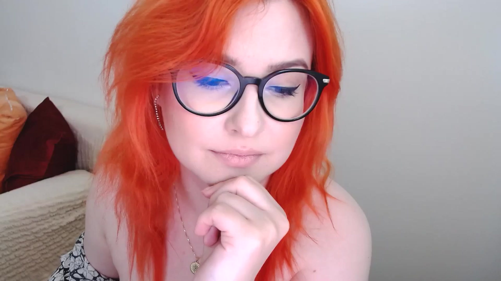 Gallery image thumbnail from EvaStar19's myfreecams stream on, 06/05/2024, 14:27 image 1 of 20