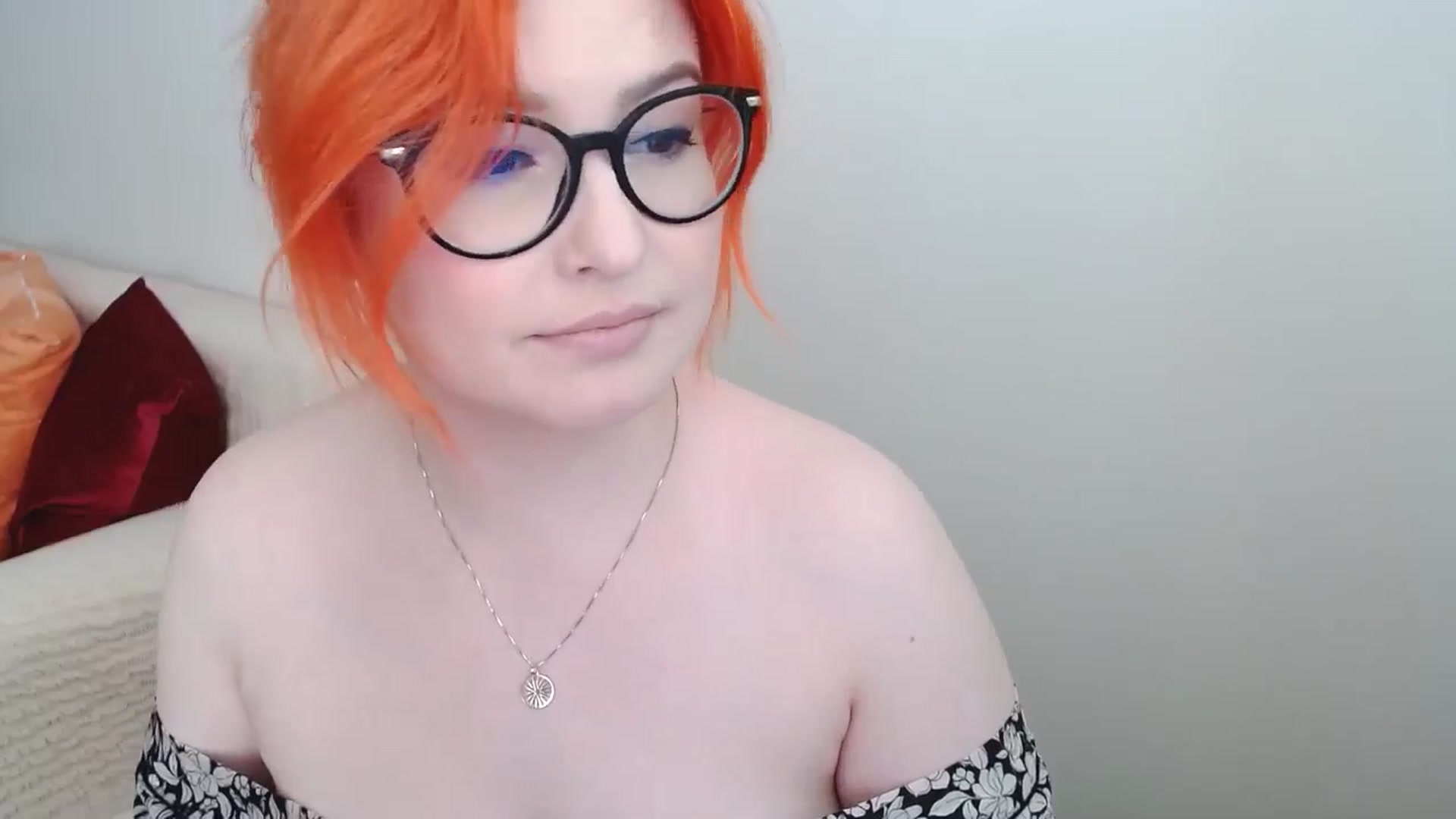 Gallery image thumbnail from EvaStar19's myfreecams stream on, 06/05/2024, 16:13 image 9 of 20