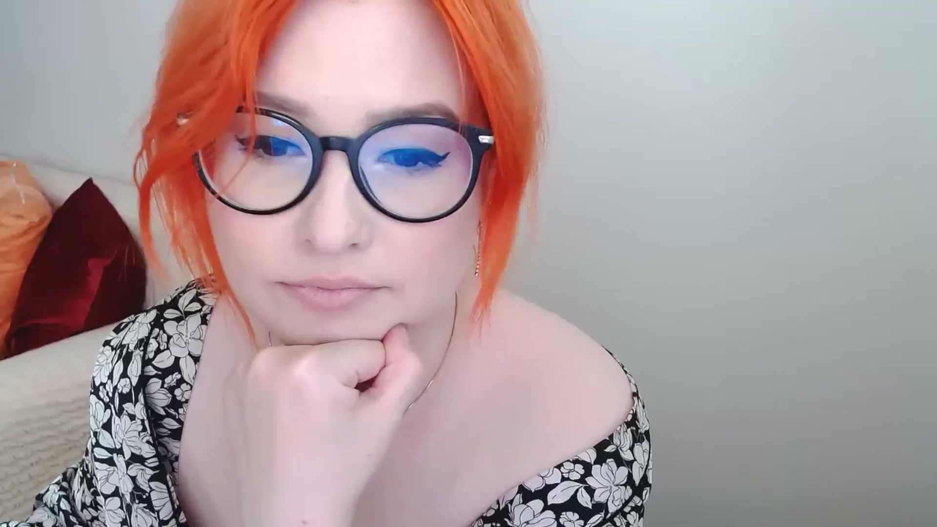 Gallery image thumbnail from EvaStar19's myfreecams stream on, 06/05/2024, 16:13 image 15 of 20