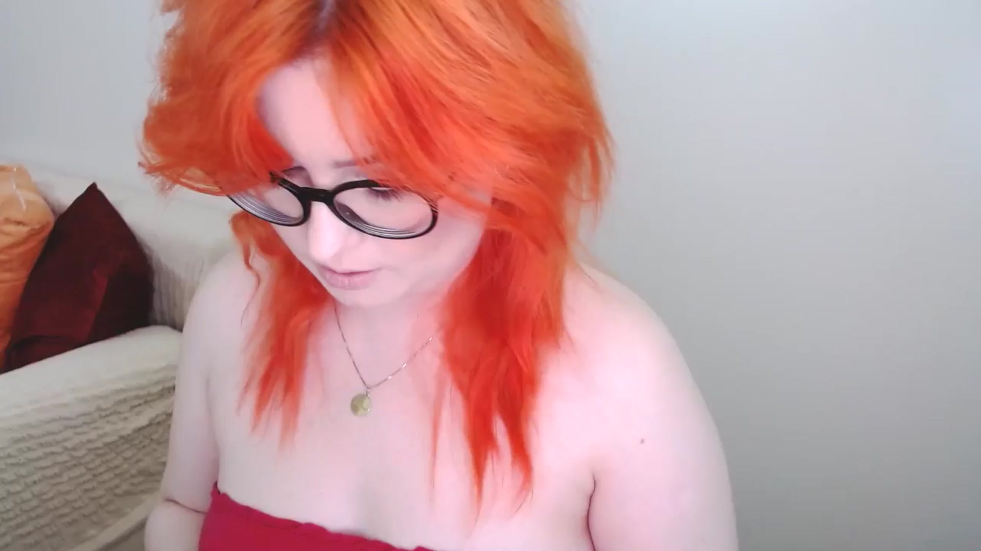 Gallery image thumbnail from EvaStar19's myfreecams stream on, 06/08/2024, 12:21 image 2 of 20