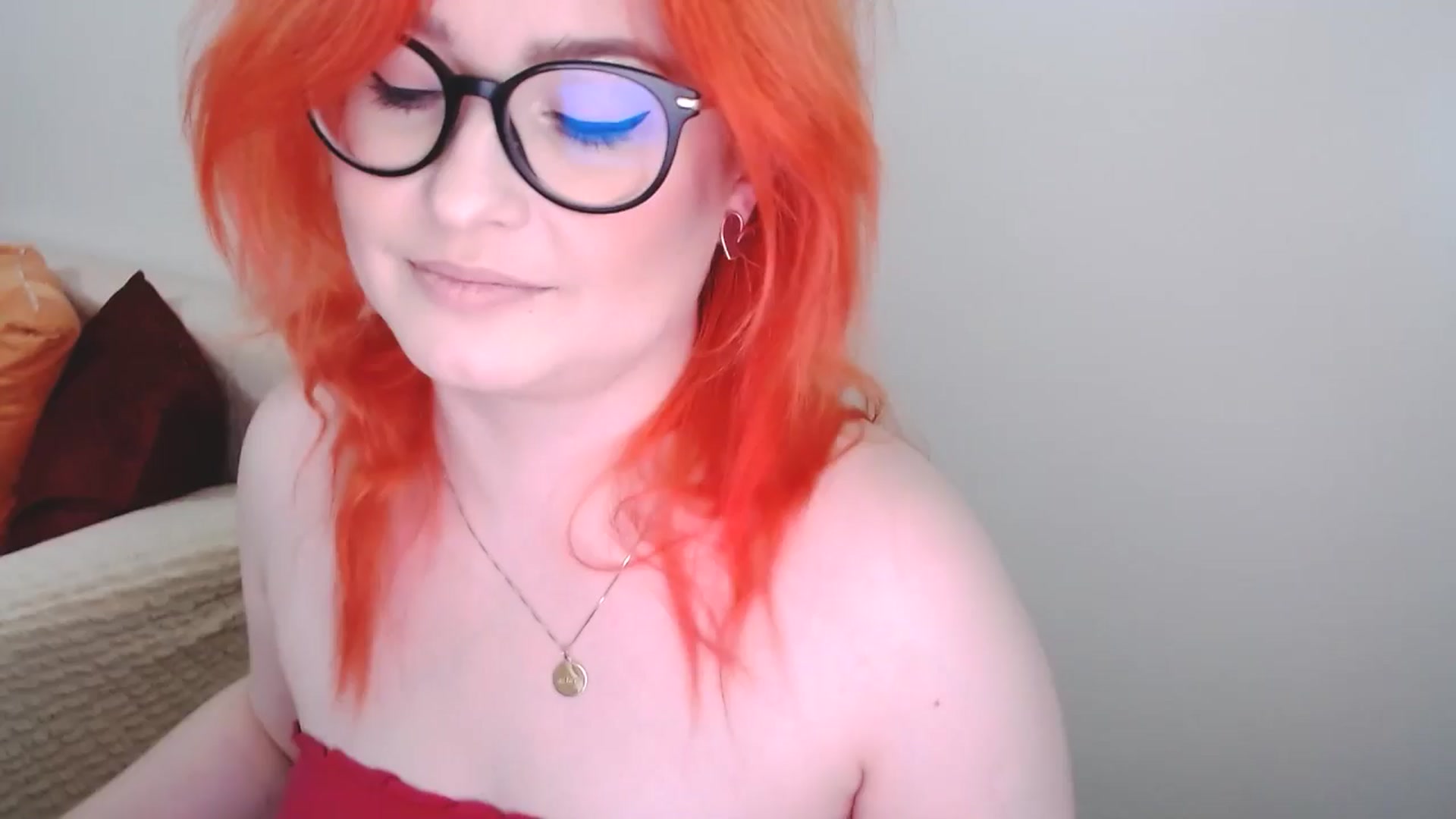 Gallery image thumbnail from EvaStar19's myfreecams stream on, 06/08/2024, 12:21 image 17 of 20