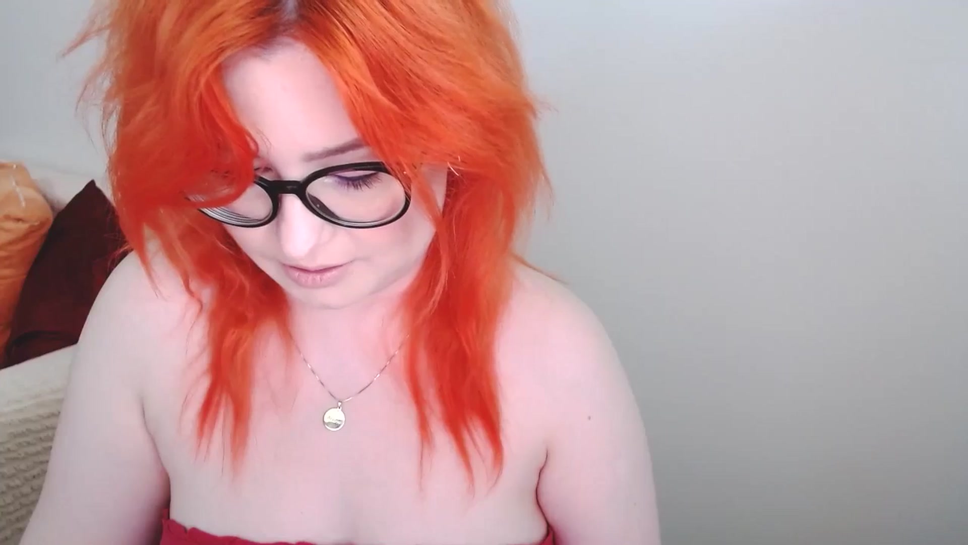 Gallery image thumbnail from EvaStar19's myfreecams stream on, 06/08/2024, 12:21 image 10 of 20