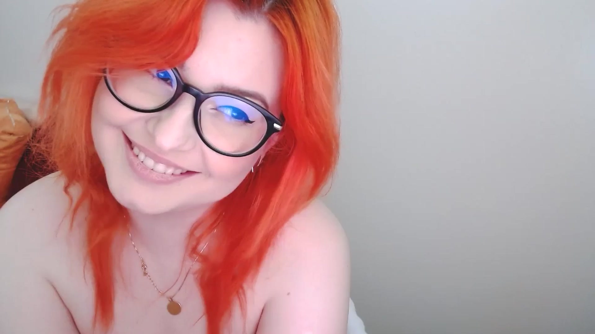 Gallery image thumbnail from EvaStar19's myfreecams stream on, 06/08/2024, 13:32 image 8 of 20