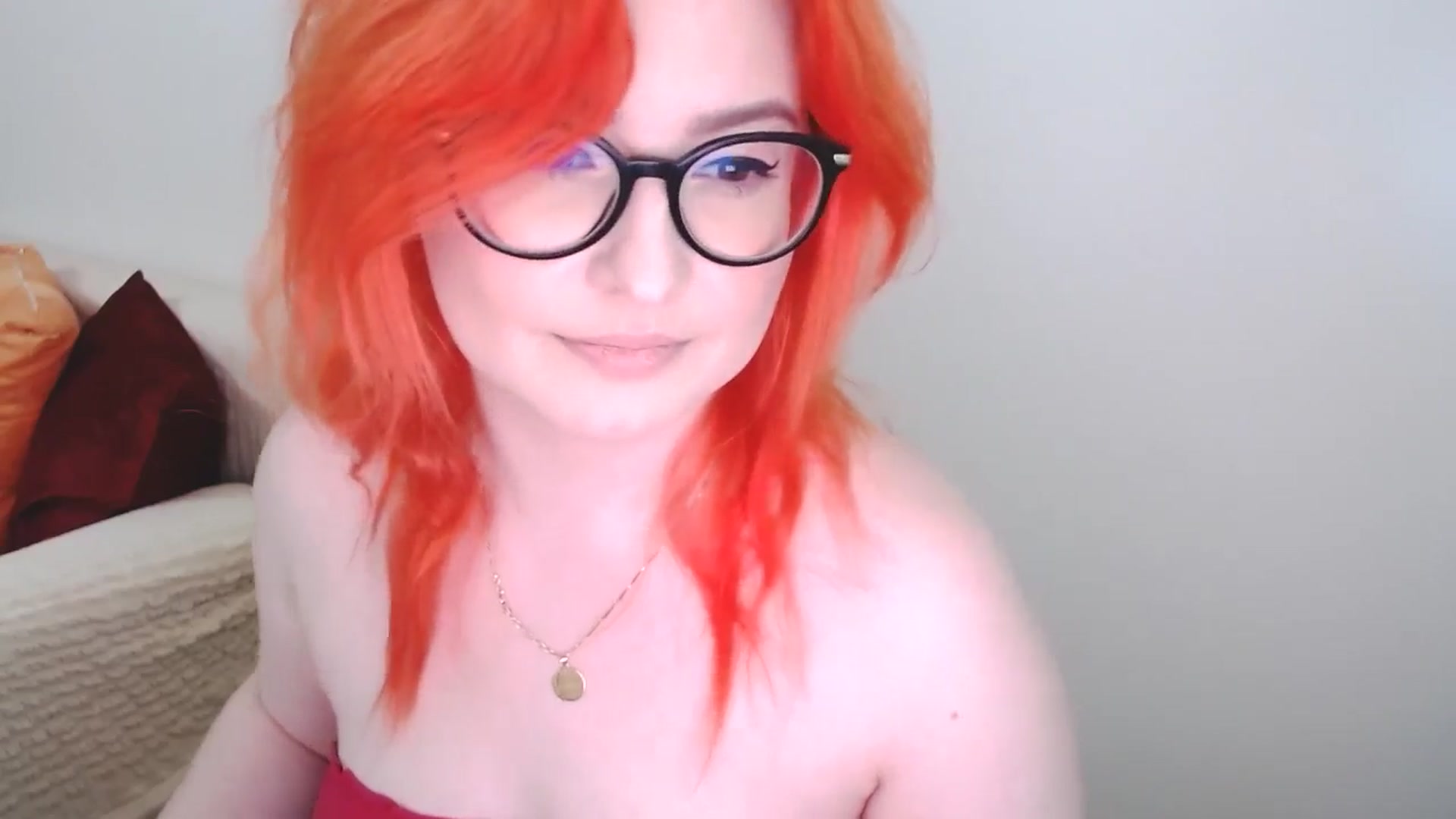 Gallery image thumbnail from EvaStar19's myfreecams stream on, 06/08/2024, 13:32 image 9 of 20