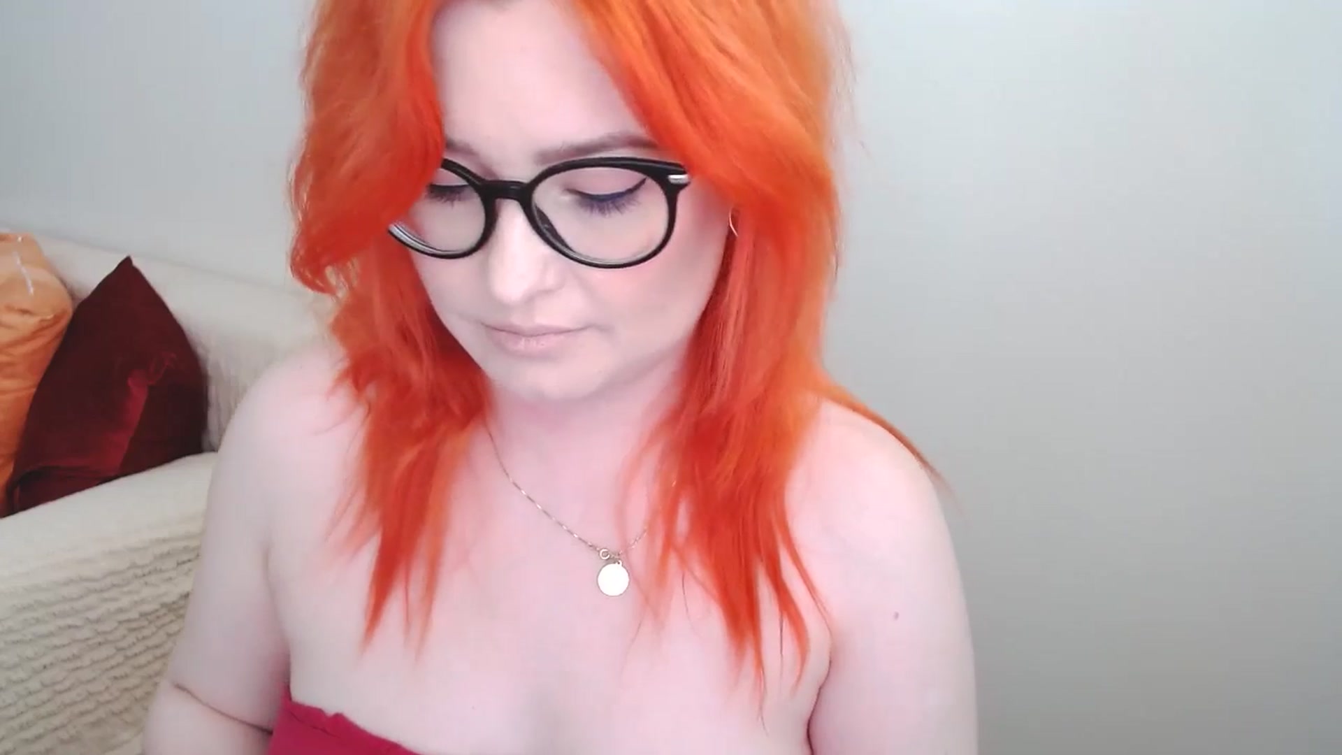 Gallery image thumbnail from EvaStar19's myfreecams stream on, 06/08/2024, 16:13 image 4 of 20