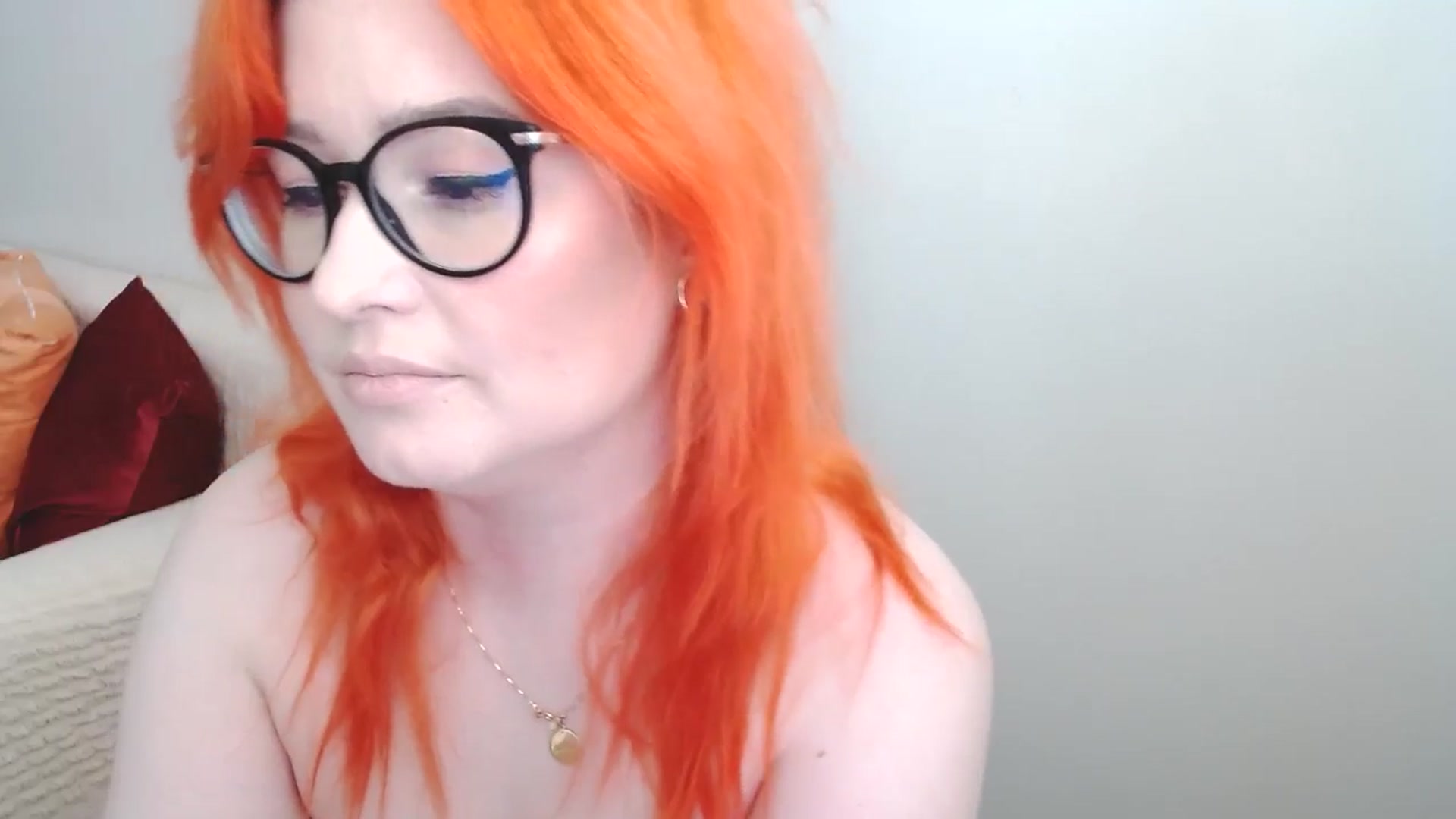 Gallery image thumbnail from EvaStar19's myfreecams stream on, 06/08/2024, 16:13 image 2 of 20