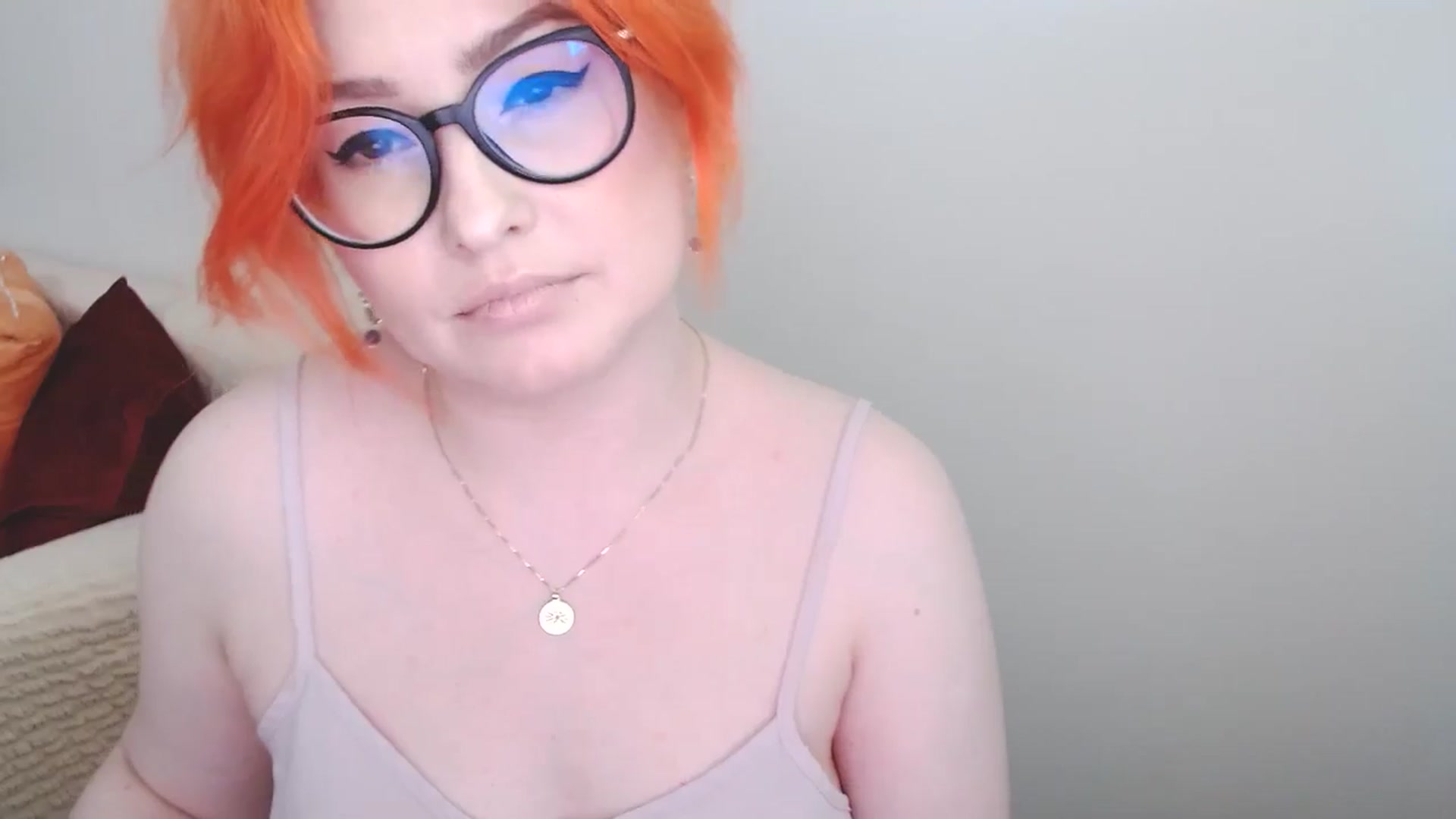 Gallery image thumbnail from EvaStar19's myfreecams stream on, 06/10/2024, 13:26 image 4 of 20