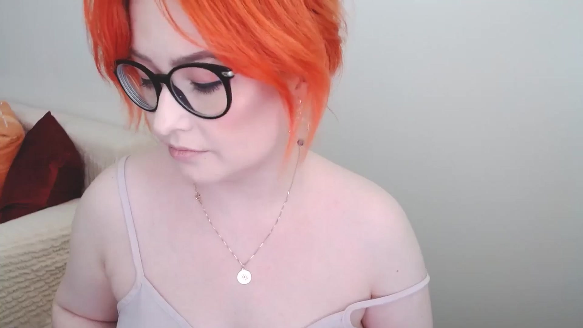 Gallery image thumbnail from EvaStar19's myfreecams stream on, 06/10/2024, 14:09 image 2 of 20