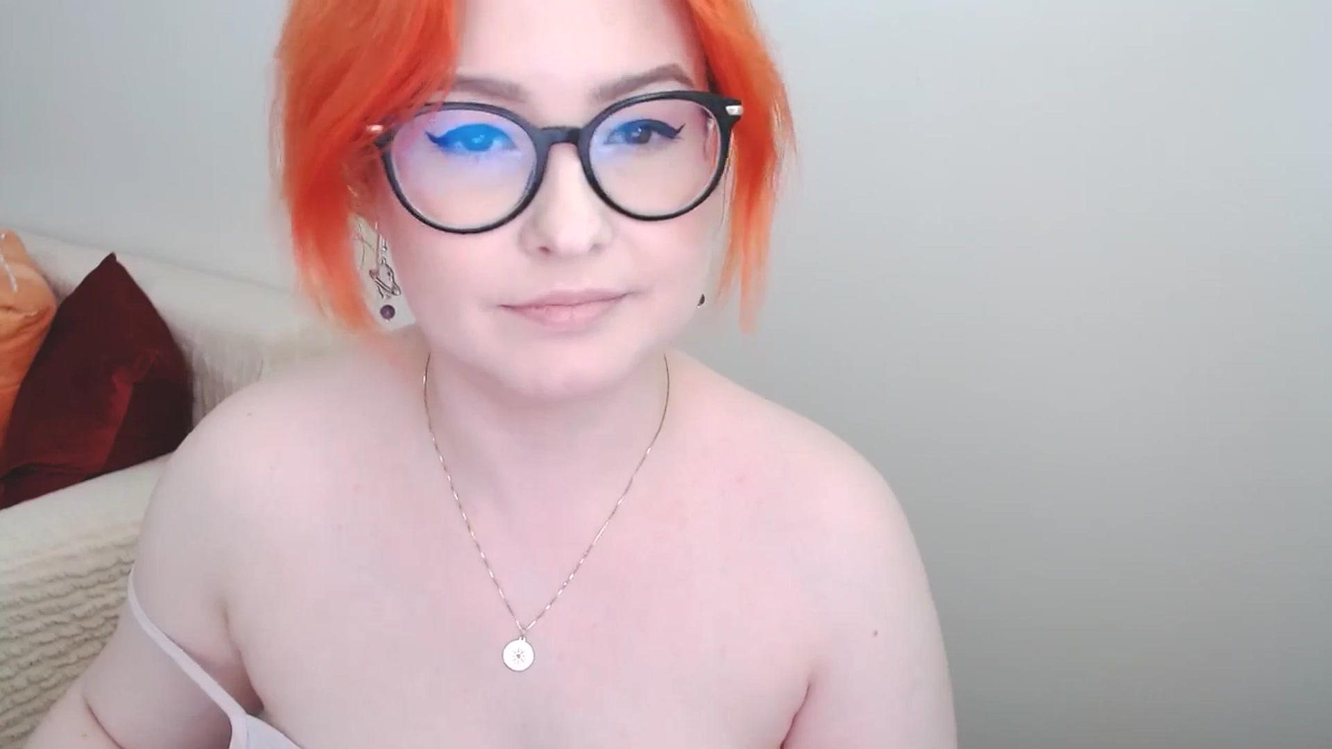 Gallery image thumbnail from EvaStar19's myfreecams stream on, 06/10/2024, 14:09 image 16 of 20