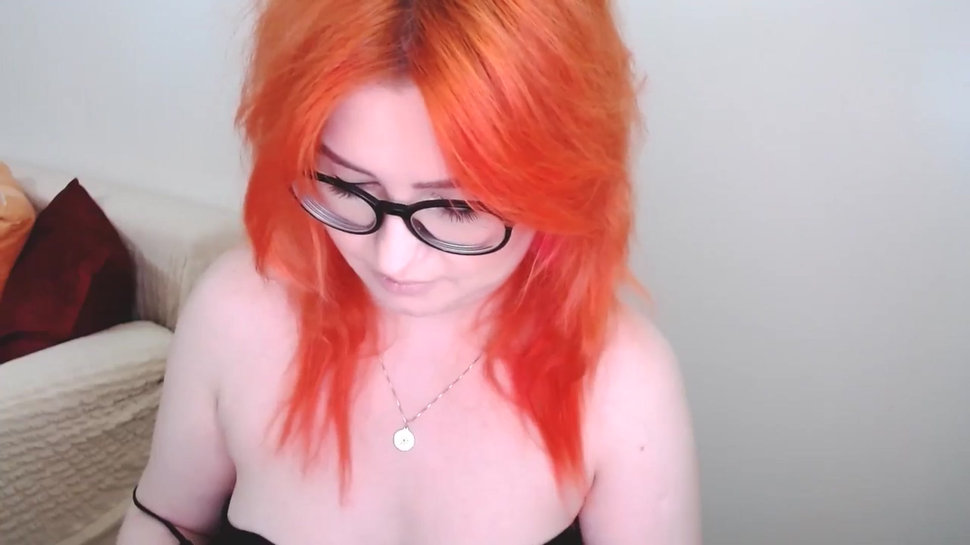 Gallery image thumbnail from EvaStar19's myfreecams stream on, 06/12/2024, 14:35 image 4 of 20
