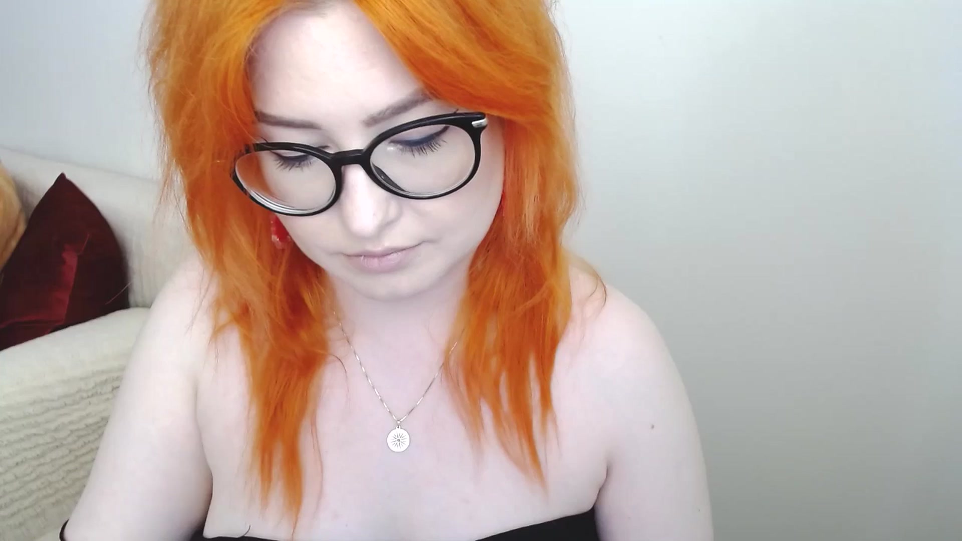 Gallery image thumbnail from EvaStar19's myfreecams stream on, 06/12/2024, 16:47 image 17 of 20