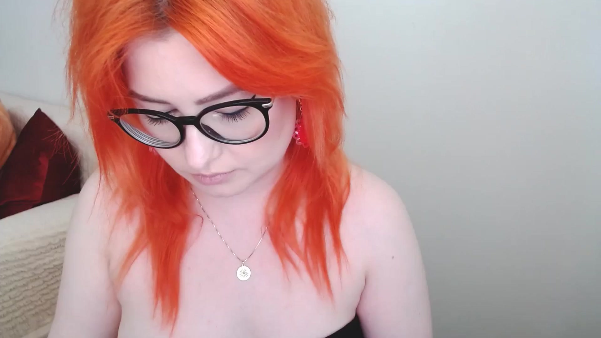 Gallery image thumbnail from EvaStar19's myfreecams stream on, 06/12/2024, 16:47 image 6 of 20