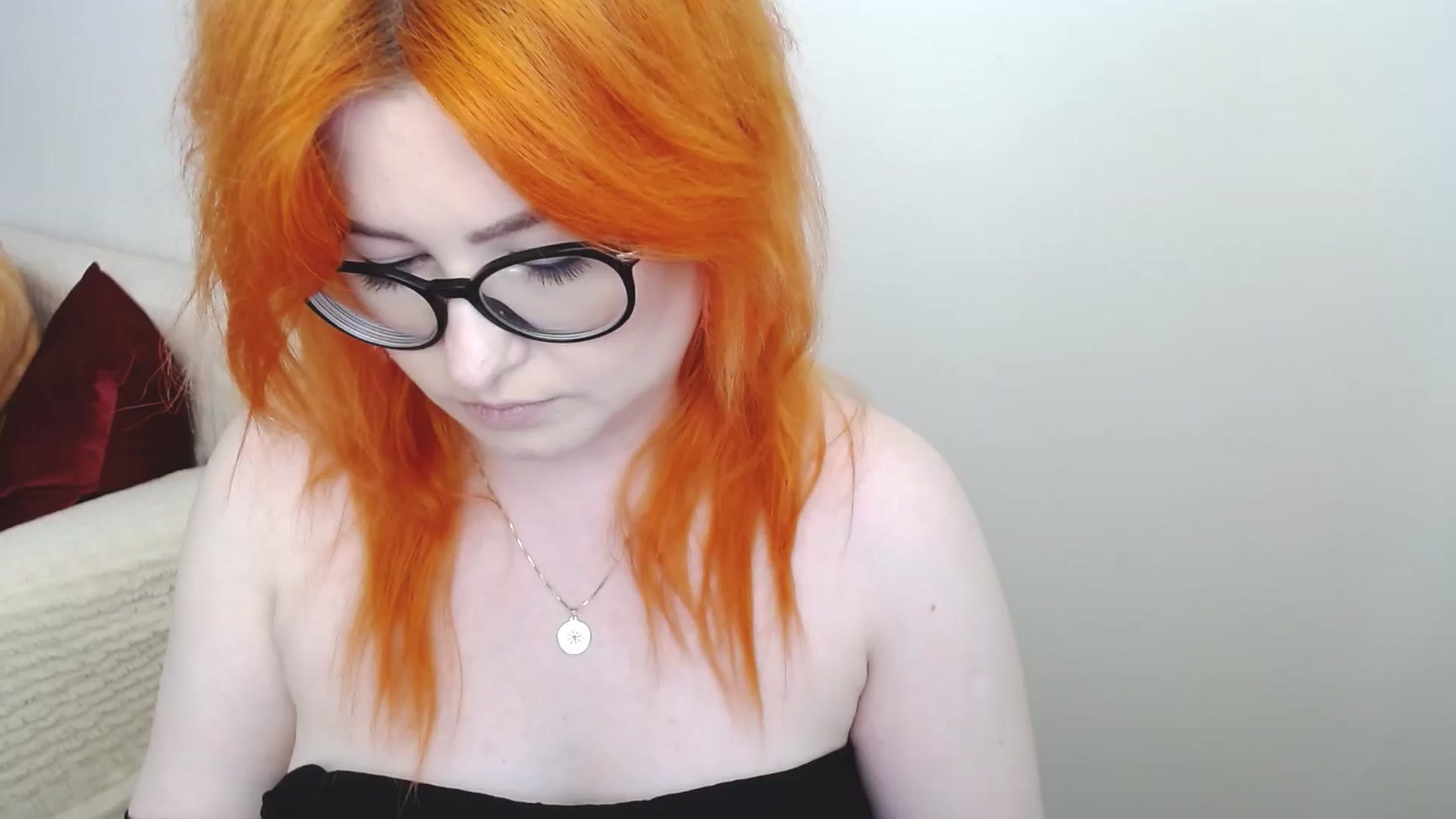 Gallery image thumbnail from EvaStar19's myfreecams stream on, 06/12/2024, 16:47 image 13 of 20