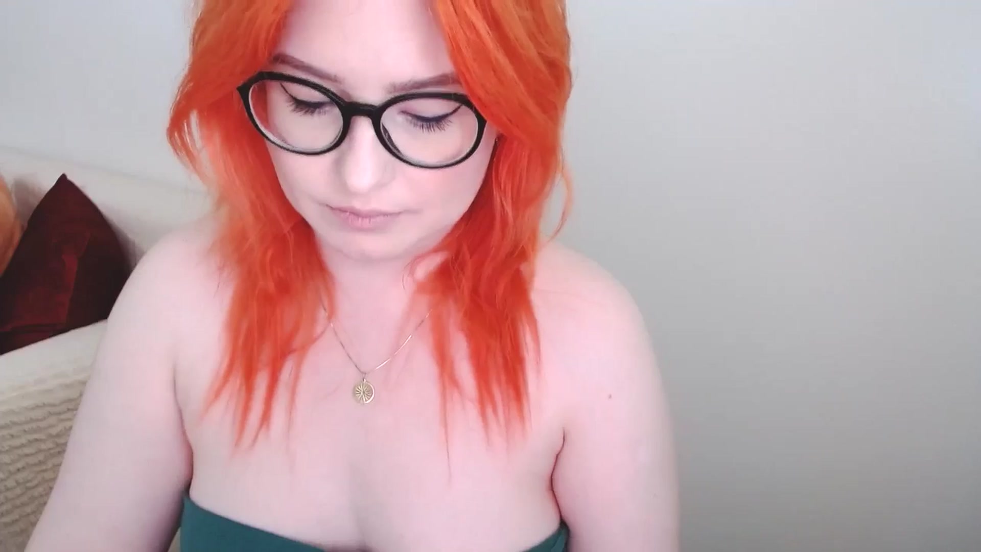 Gallery image thumbnail from EvaStar19's myfreecams stream on, 06/14/2024, 12:56 image 11 of 20