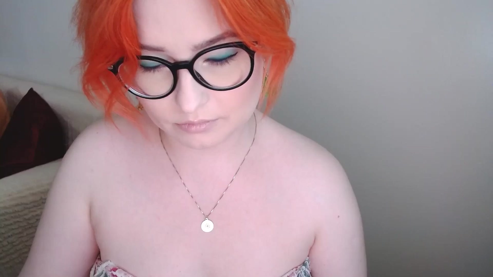 Gallery image thumbnail from EvaStar19's myfreecams stream on, 06/15/2024, 11:52 image 12 of 20