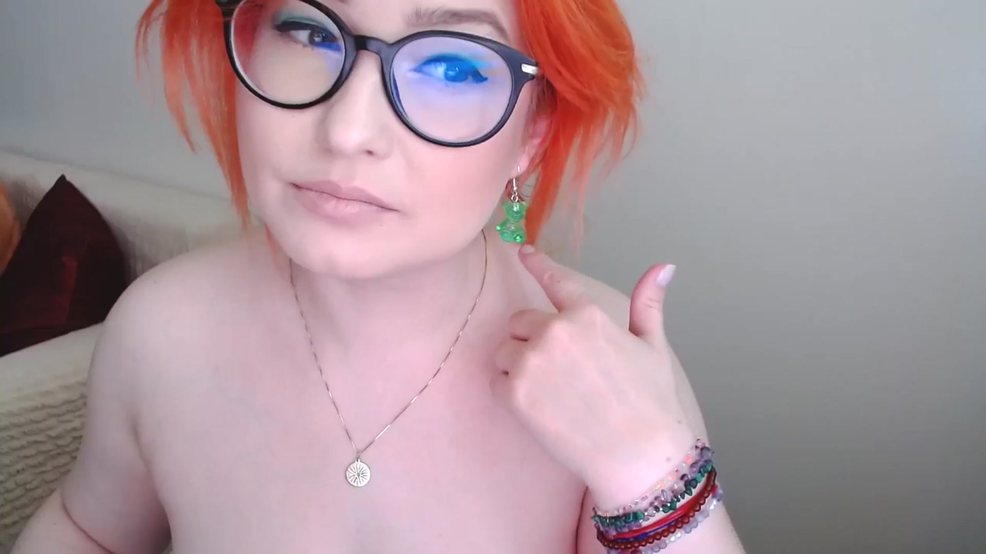 Gallery image thumbnail from EvaStar19's myfreecams stream on, 06/15/2024, 12:45 image 20 of 20
