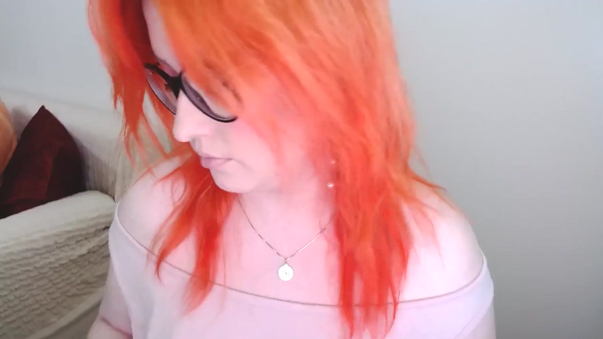Gallery image thumbnail from EvaStar19's myfreecams stream on, 06/17/2024, 10:19 image 4 of 20