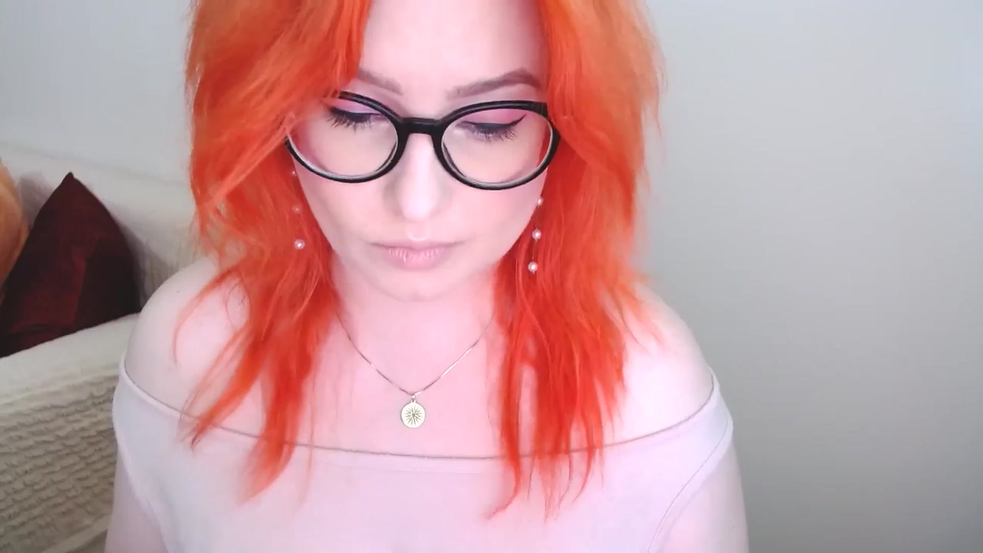 Gallery image thumbnail from EvaStar19's myfreecams stream on, 06/17/2024, 10:19 image 3 of 20