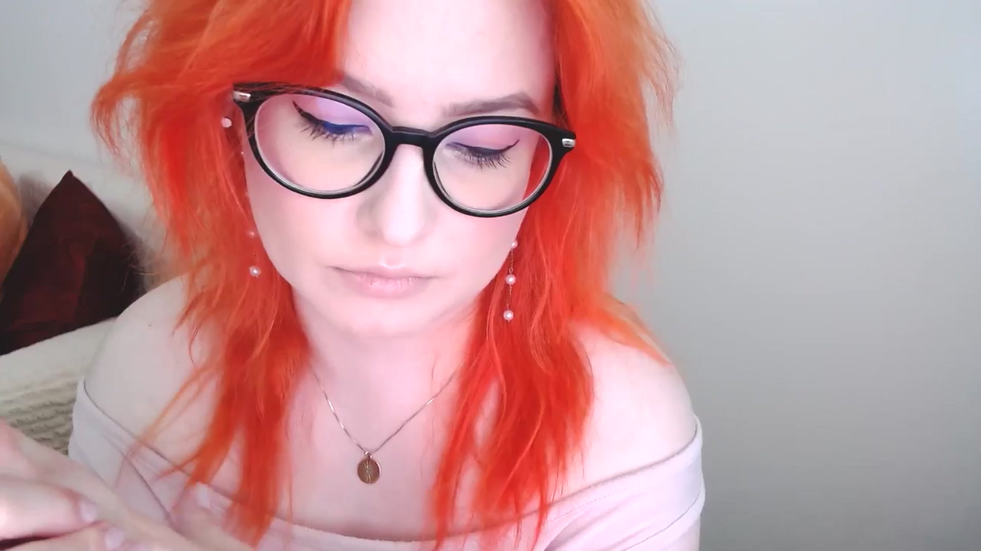 Gallery image thumbnail from EvaStar19's myfreecams stream on, 06/17/2024, 10:19 image 5 of 20