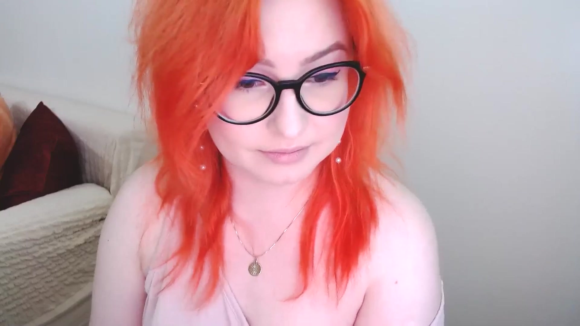 Gallery image thumbnail from EvaStar19's myfreecams stream on, 06/17/2024, 12:08 image 9 of 20