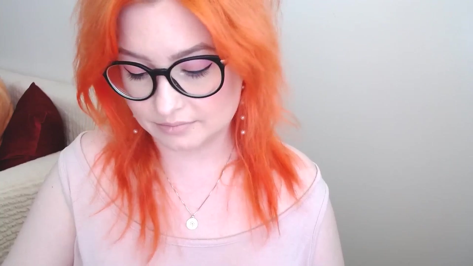 Gallery image thumbnail from EvaStar19's myfreecams stream on, 06/17/2024, 14:51 image 7 of 20