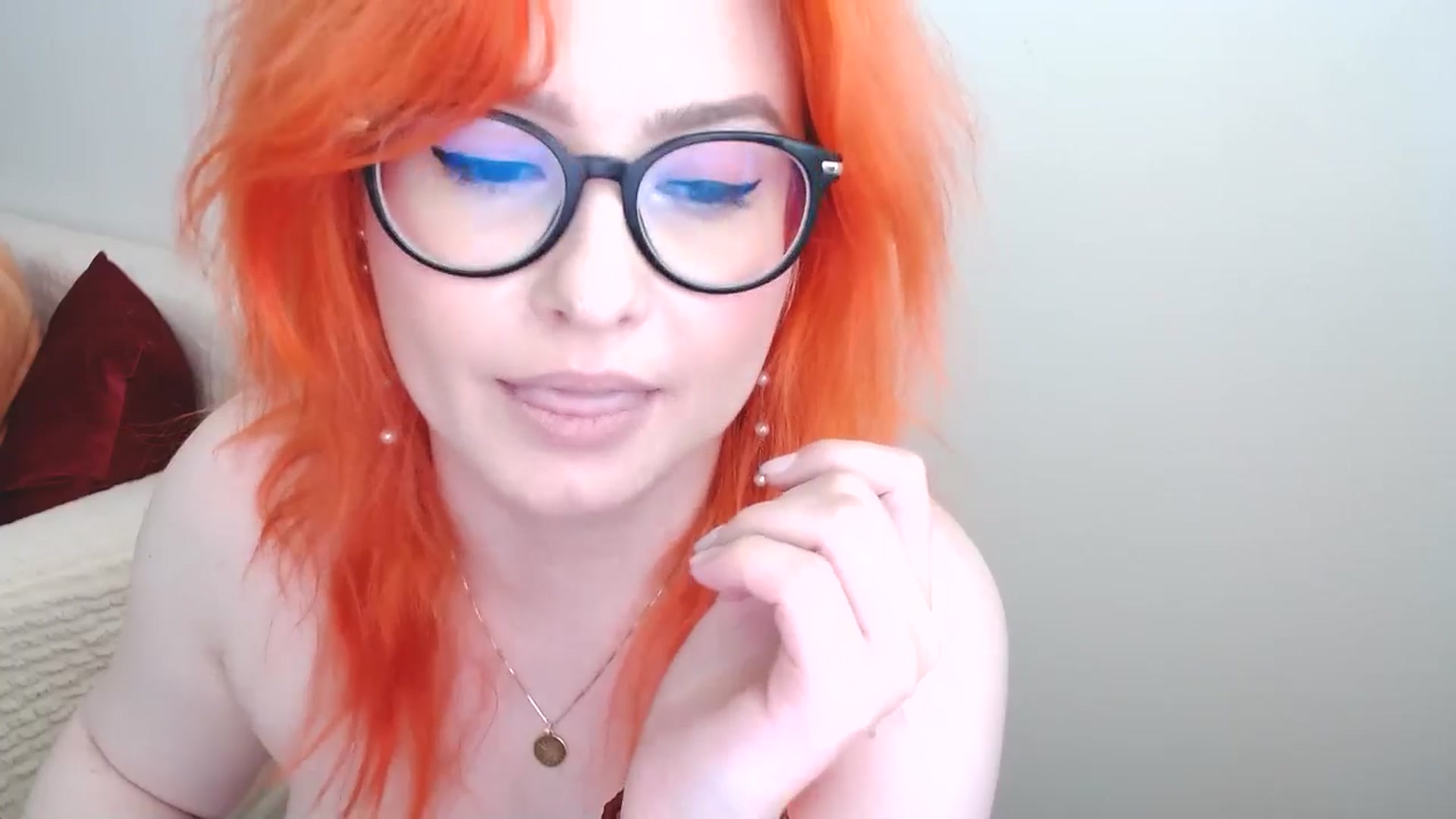 Gallery image thumbnail from EvaStar19's myfreecams stream on, 06/17/2024, 14:51 image 12 of 20